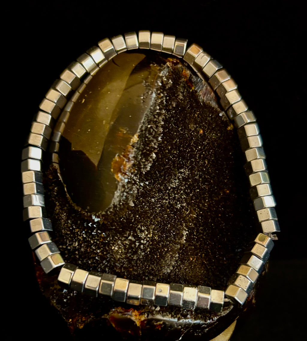 Sleek Silver Cube Beaded Bracelet – Minimalist Style for Any Occasion | | Wiccan Center