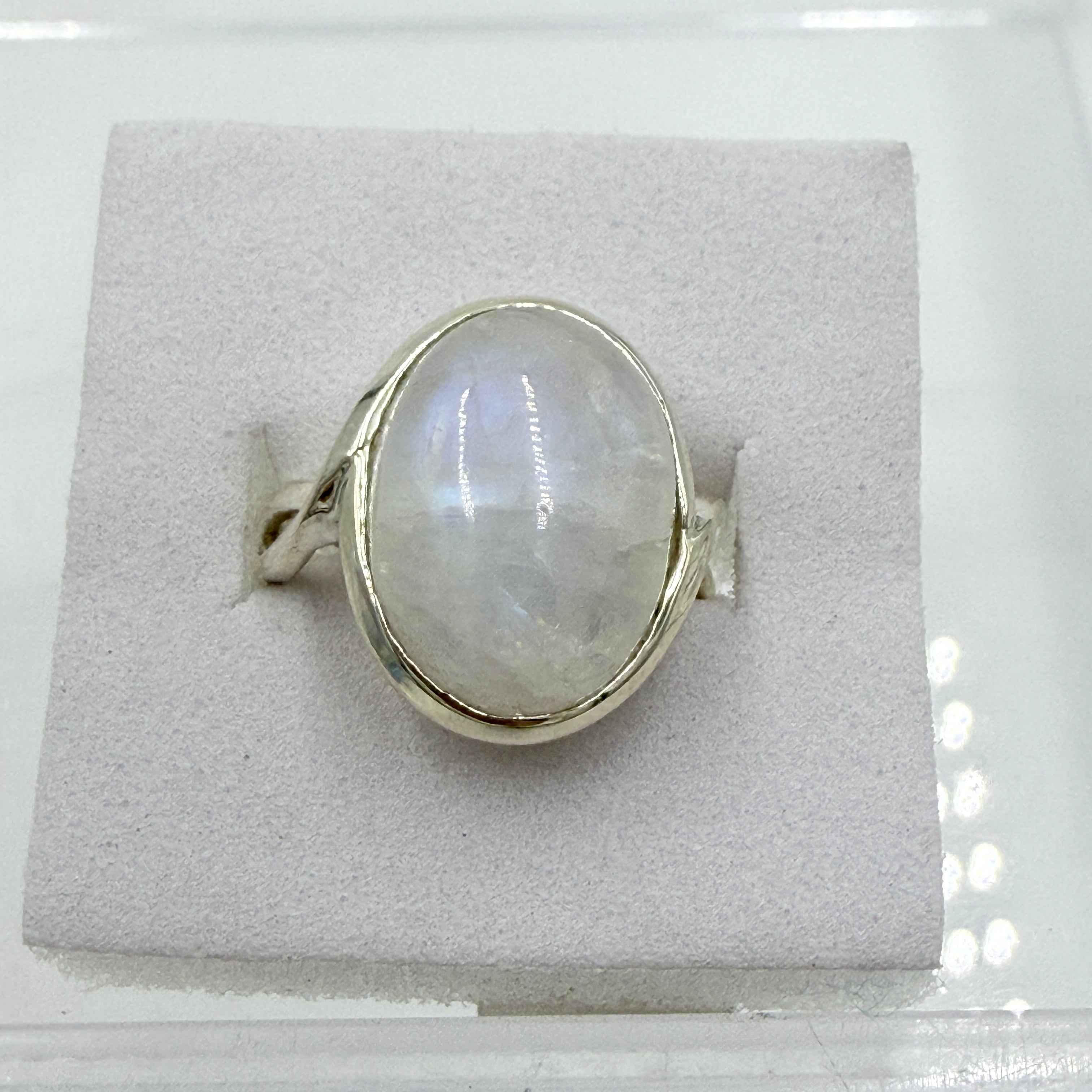 Sterling Silver Rainbow Moonstone Oval Statement Ring – Size 7 – Intuition, Feminine Energy & New Beginnings | Rings | Wiccan Center