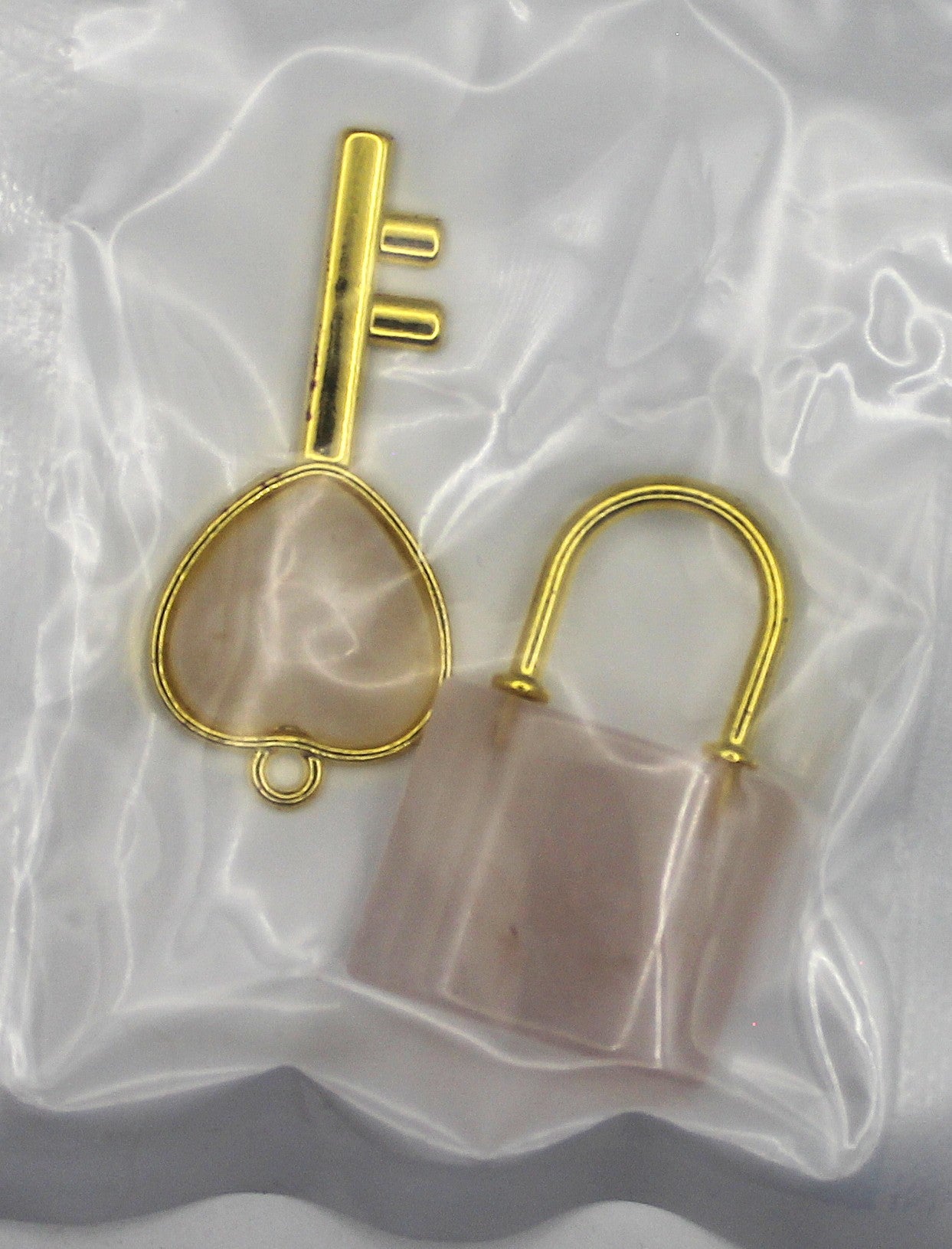 Locket and Key Pendant | | Wiccan Center