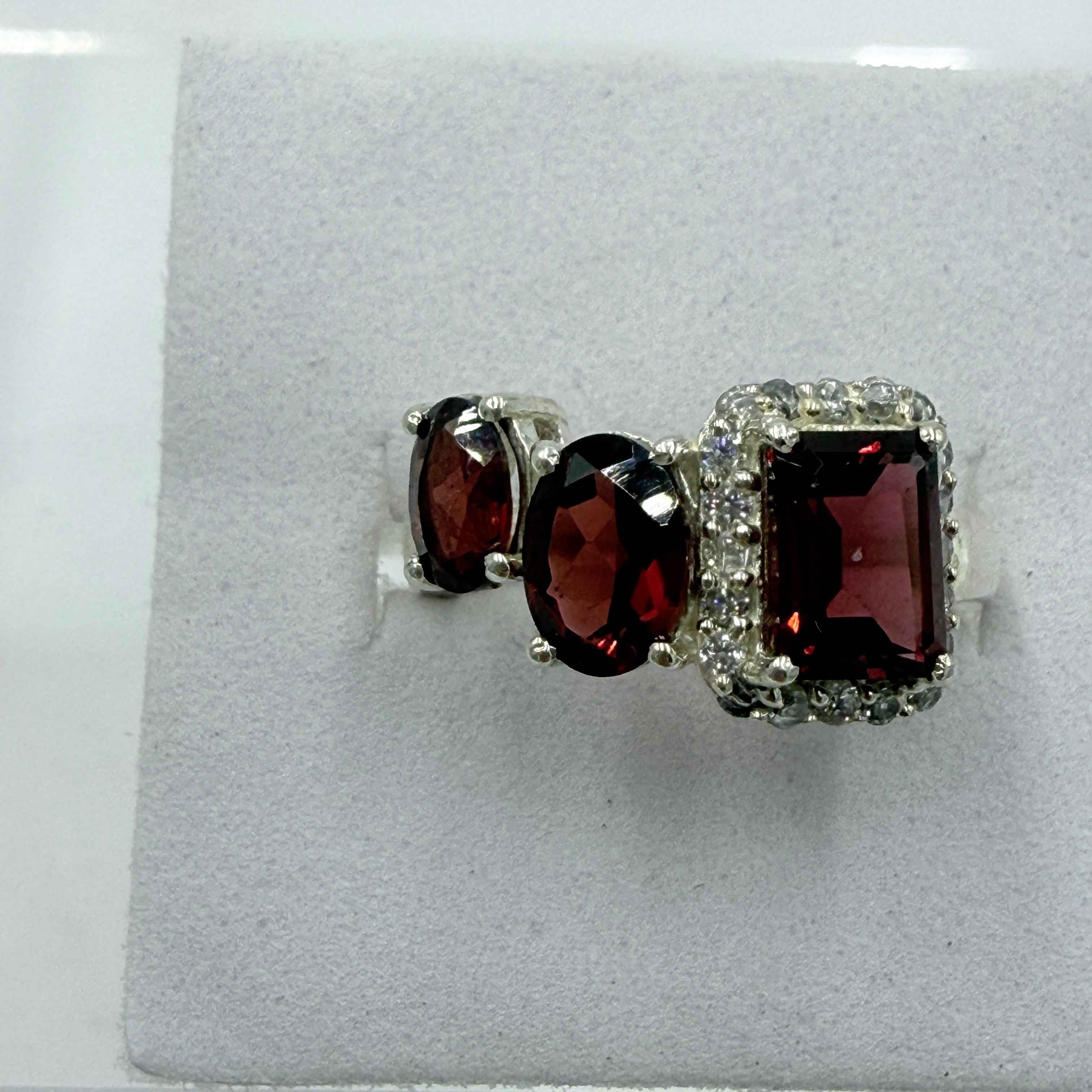 Sterling Silver Three-Stone Garnet Ring – Size 6 – Passion, Strength & Grounding | Rings | Wiccan Center