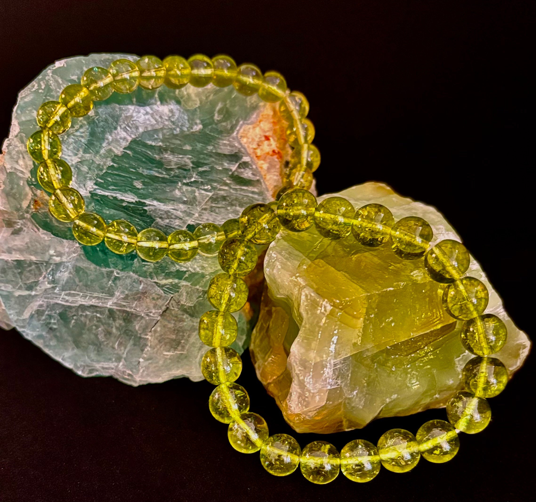 Green Peridot Healing Bracelet – 8mm or 10mm Beads for Abundance, Growth & Emotional Clarity | | Wiccan Center