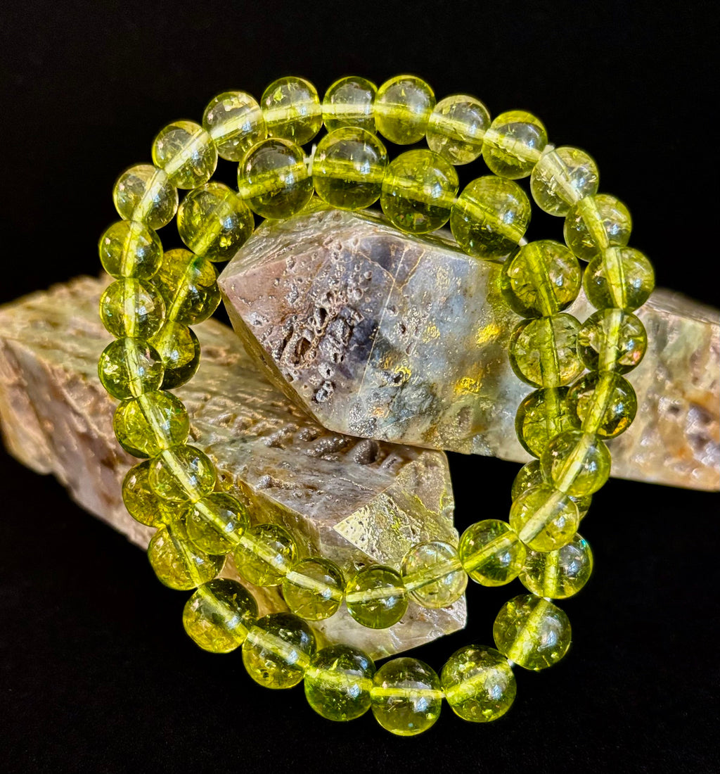 Green Peridot Healing Bracelet – 8mm or 10mm Beads for Abundance, Growth & Emotional Clarity | | Wiccan Center