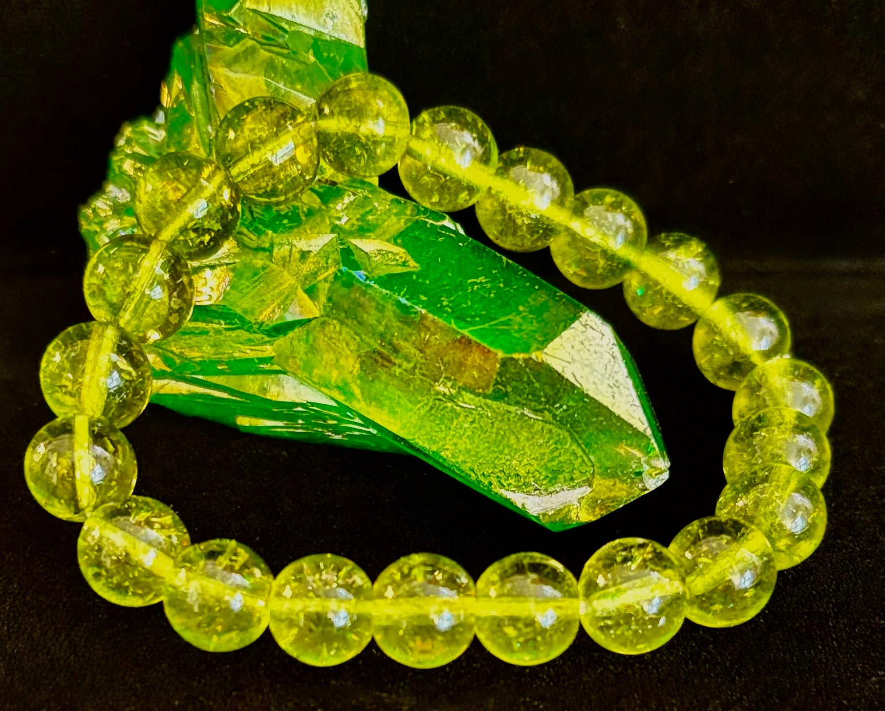 Green Peridot Healing Bracelet – 8mm or 10mm Beads for Abundance, Growth & Emotional Clarity | | Wiccan Center