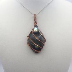 Raw Copper Labradorite Charmed Pendant Necklace | | Wiccan Center