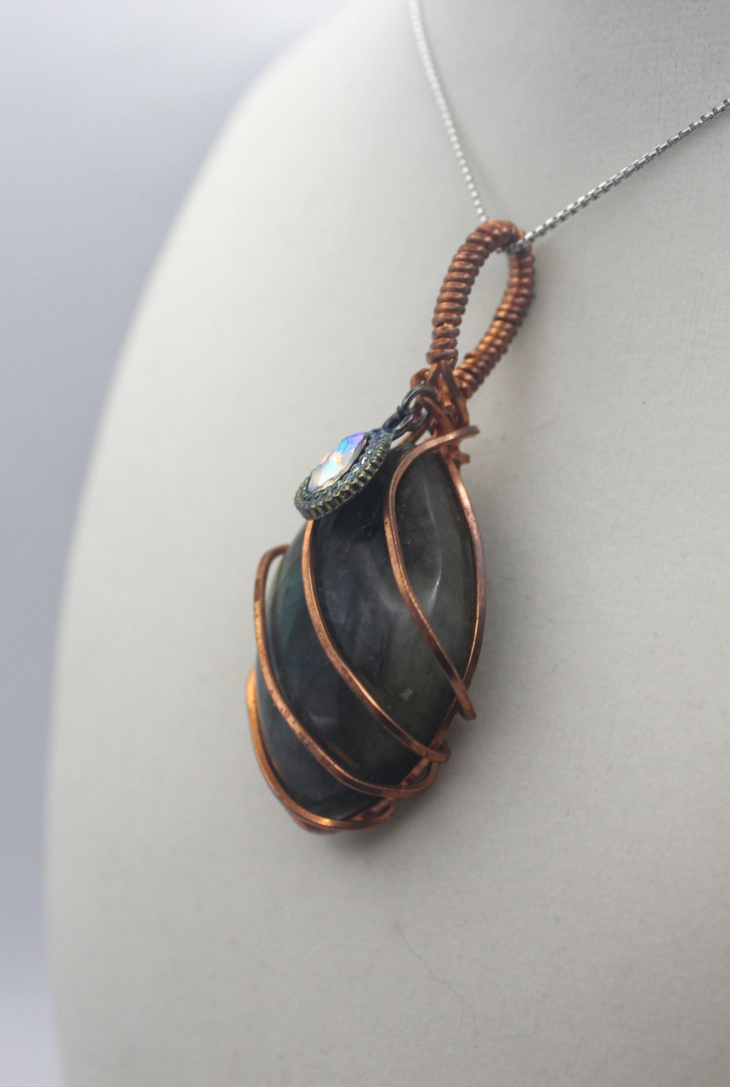 Raw Copper Labradorite Charmed Pendant Necklace | | Wiccan Center