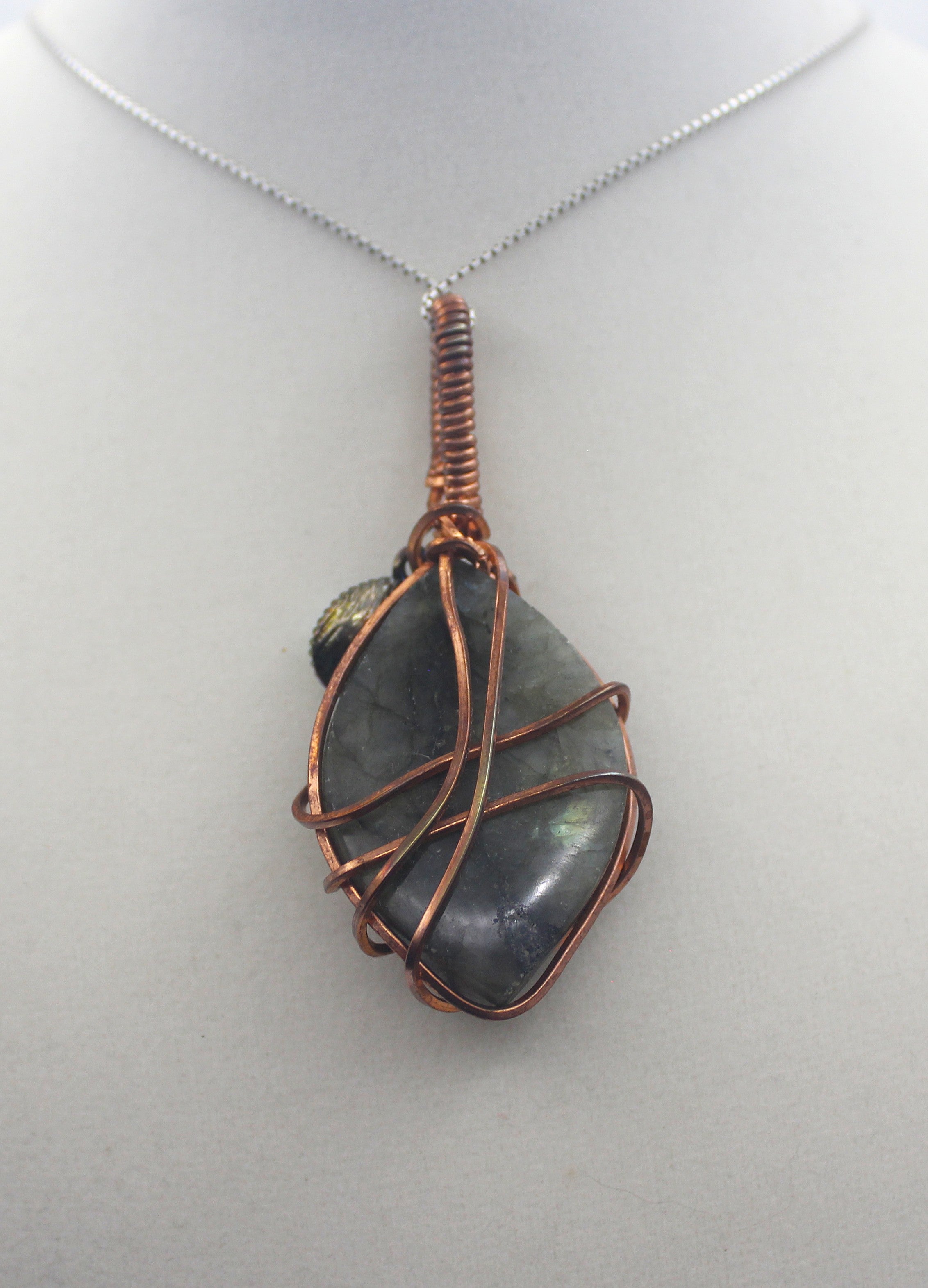 Raw Copper Labradorite Charmed Pendant Necklace | | Wiccan Center