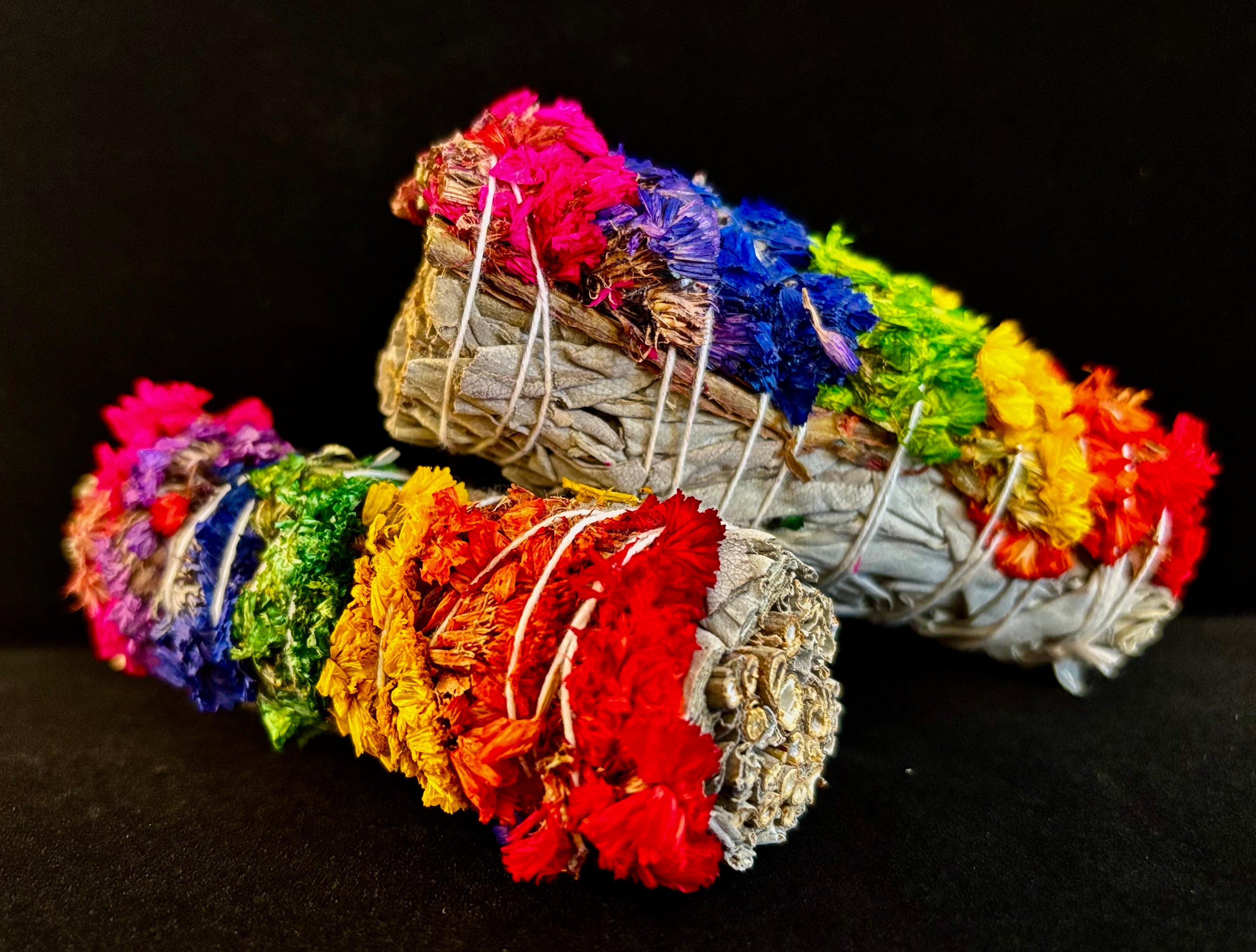 7 Chakra Sinuata Flower White Sage Smudge Bundle | | Wiccan Center