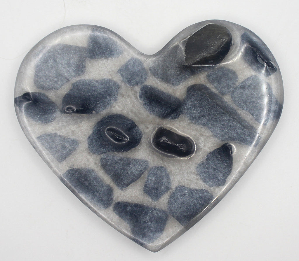 Resin Crystal Chip Heart Tray Flat | | Wiccan Center