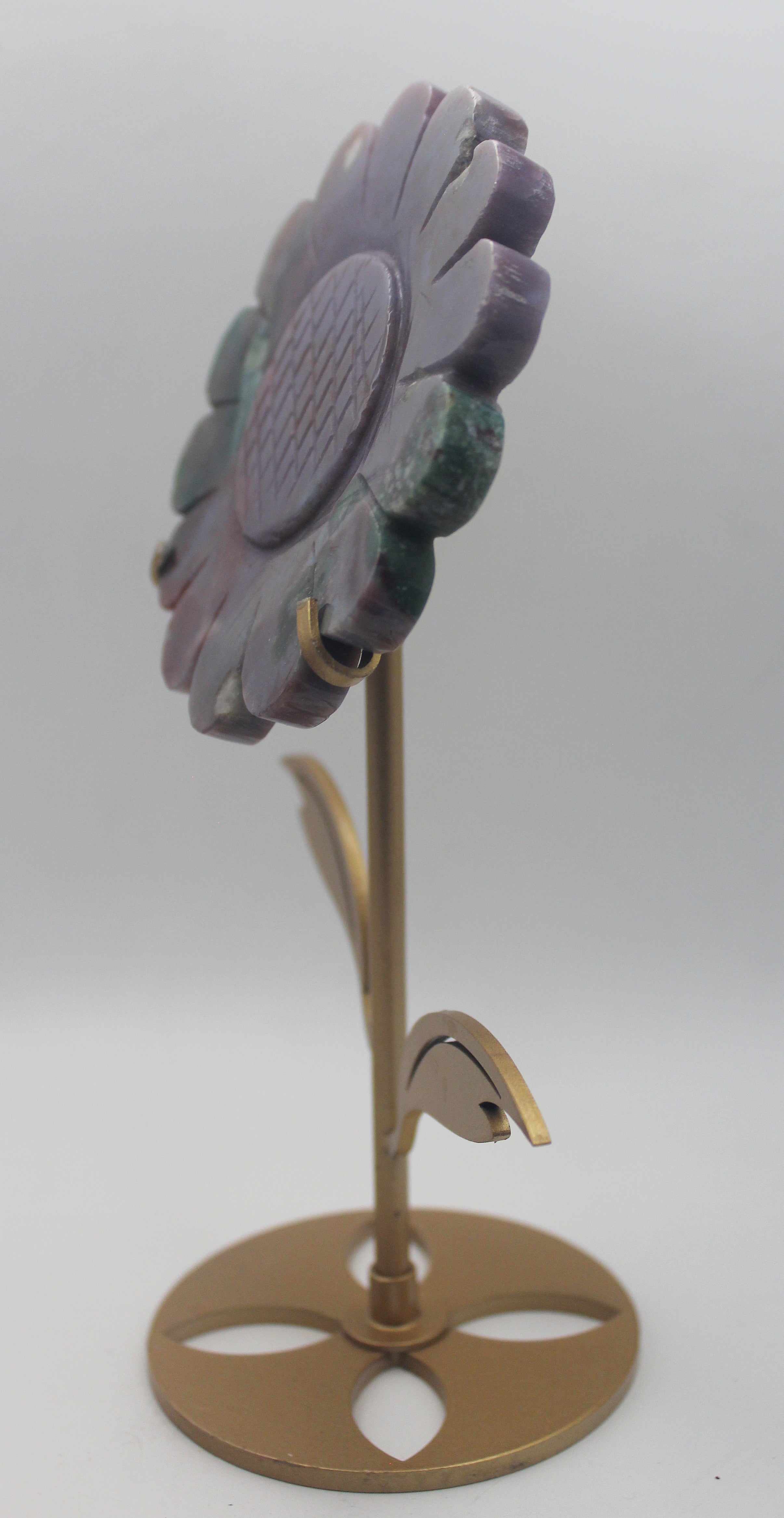 Crystal Sunflower Carving with Metal Stand – Joyful Energy & Meaningful Décor | | Wiccan Center
