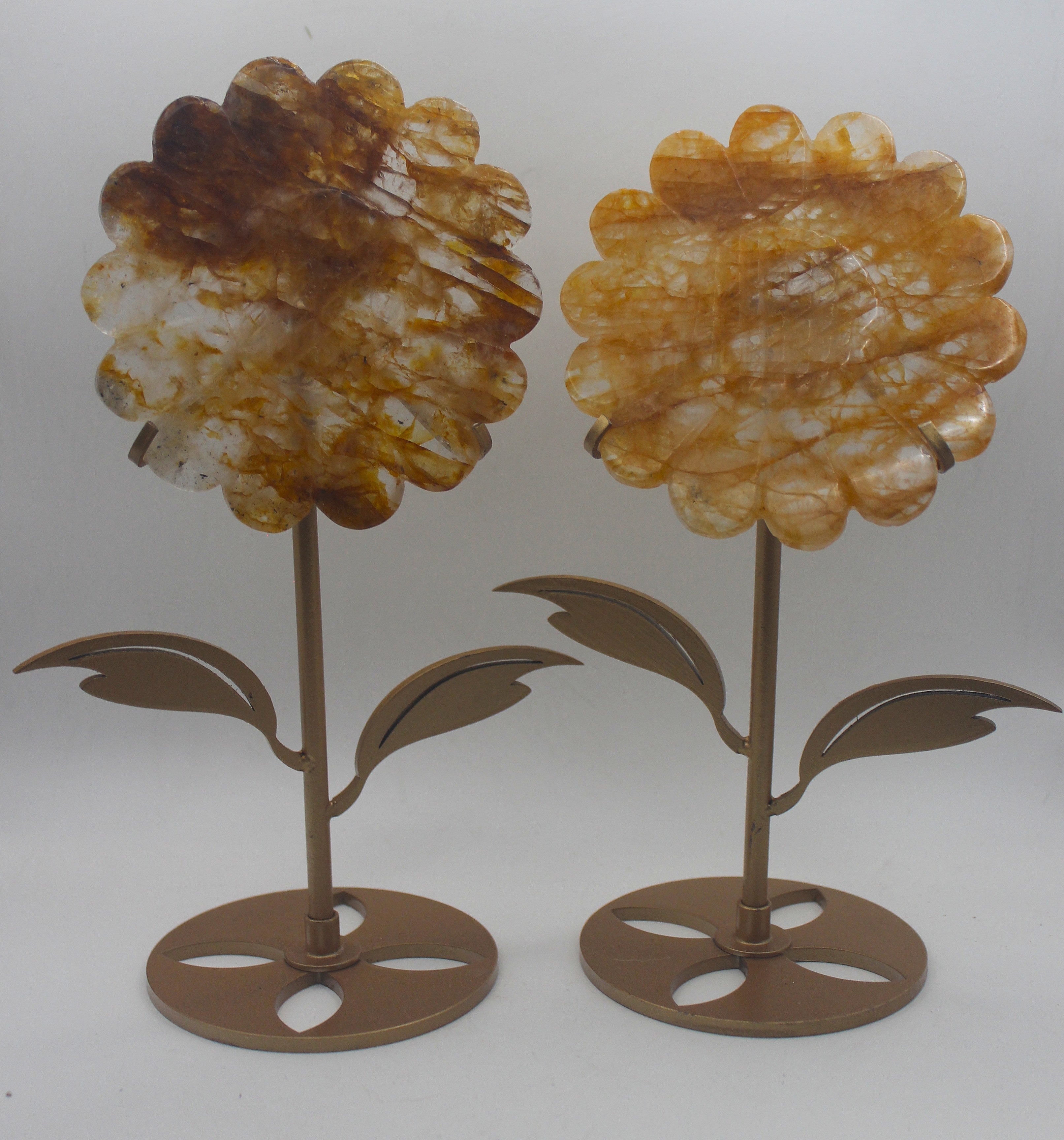 Crystal Sunflower Carving with Metal Stand – Joyful Energy & Meaningful Décor | | Wiccan Center