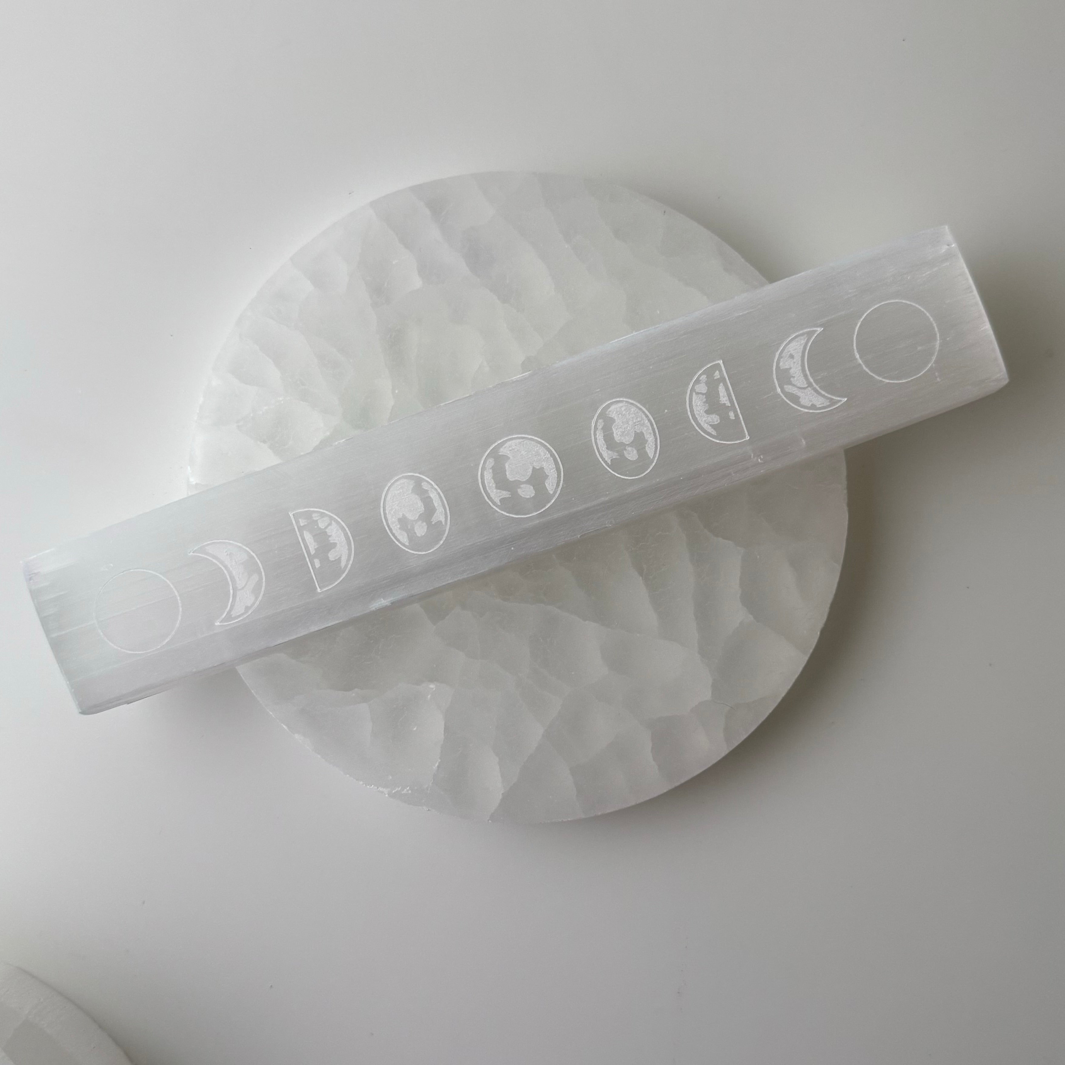 Selenite | | Wiccan Center