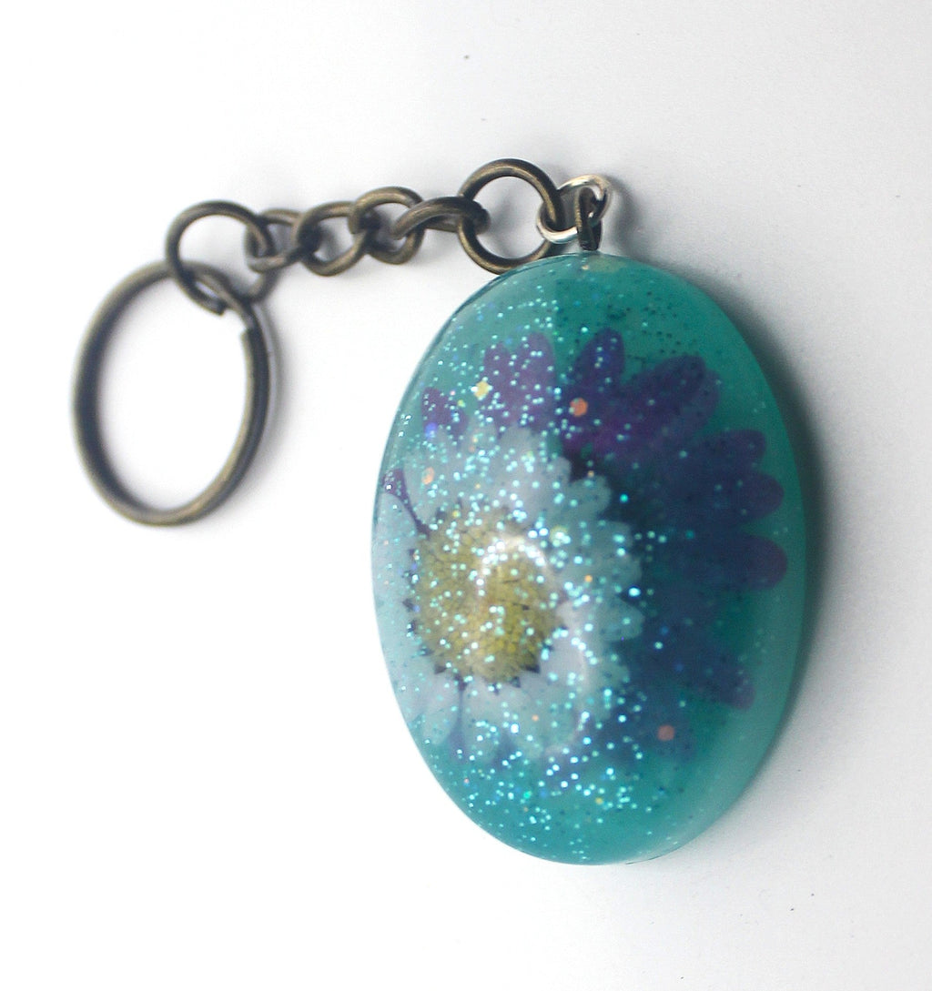 Resin Flower Keychain | | Wiccan Center