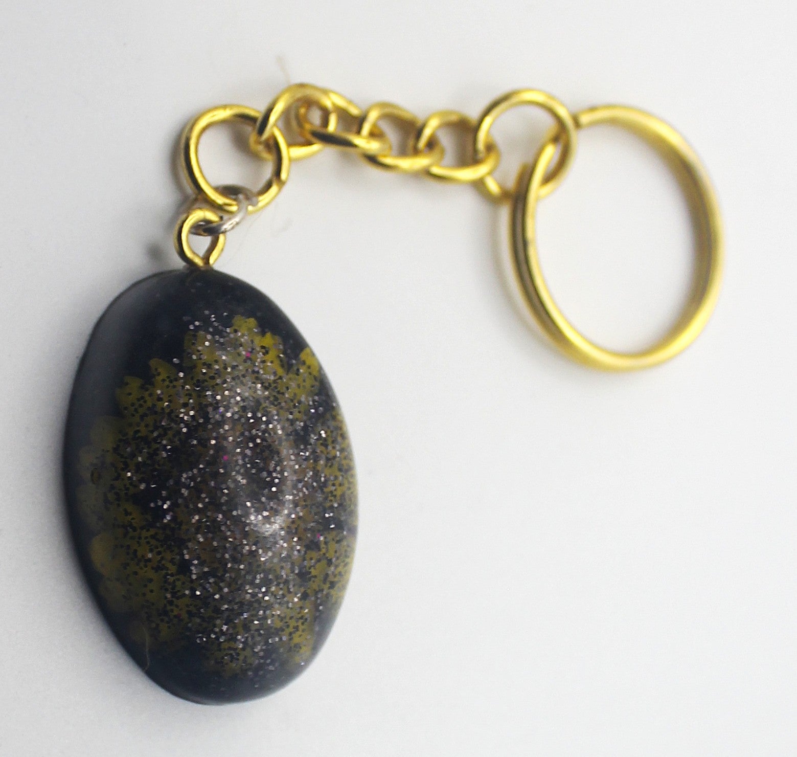 Resin Flower Keychain | | Wiccan Center