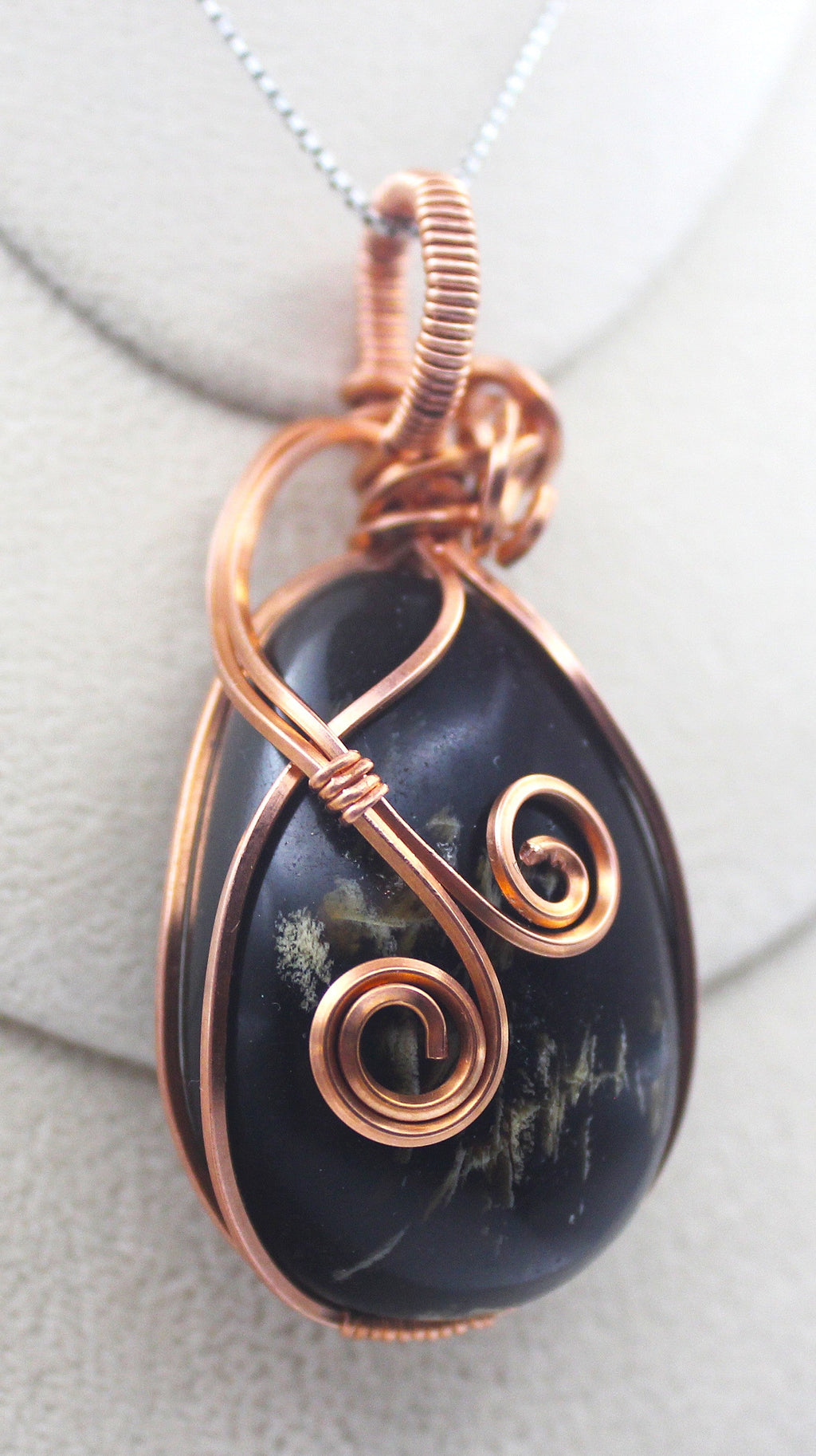 Raw Copper Polished Amber Pendant Necklace | | Wiccan Center