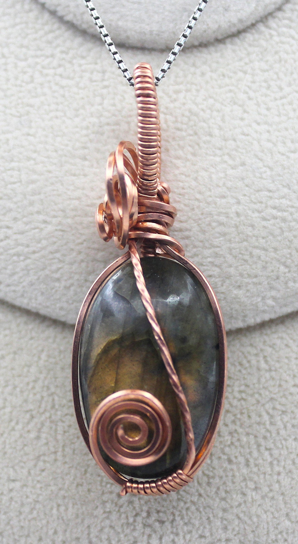Raw Copper Labradorite Pendant Necklace | | Wiccan Center