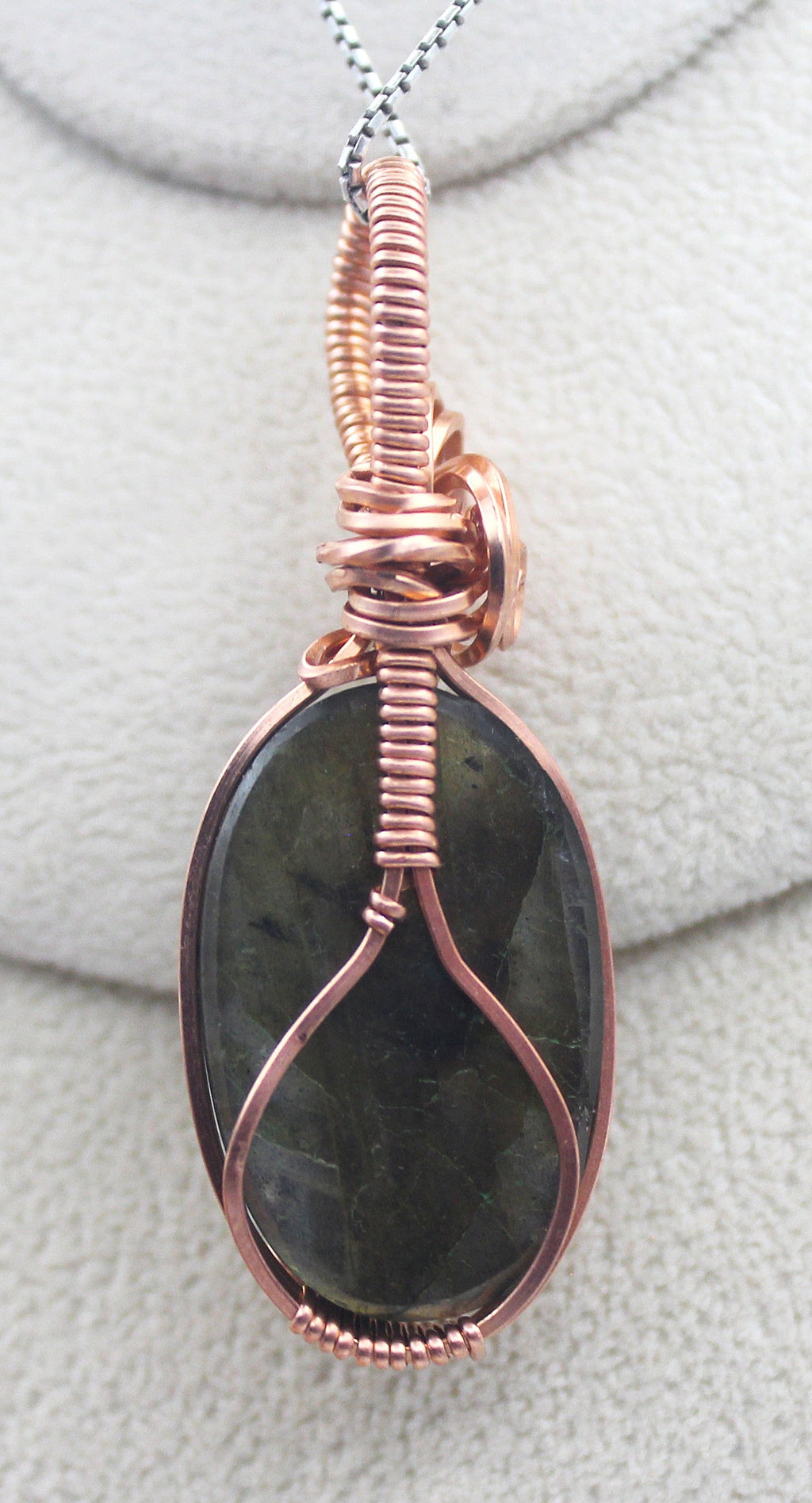 Raw Copper Labradorite Pendant Necklace | | Wiccan Center