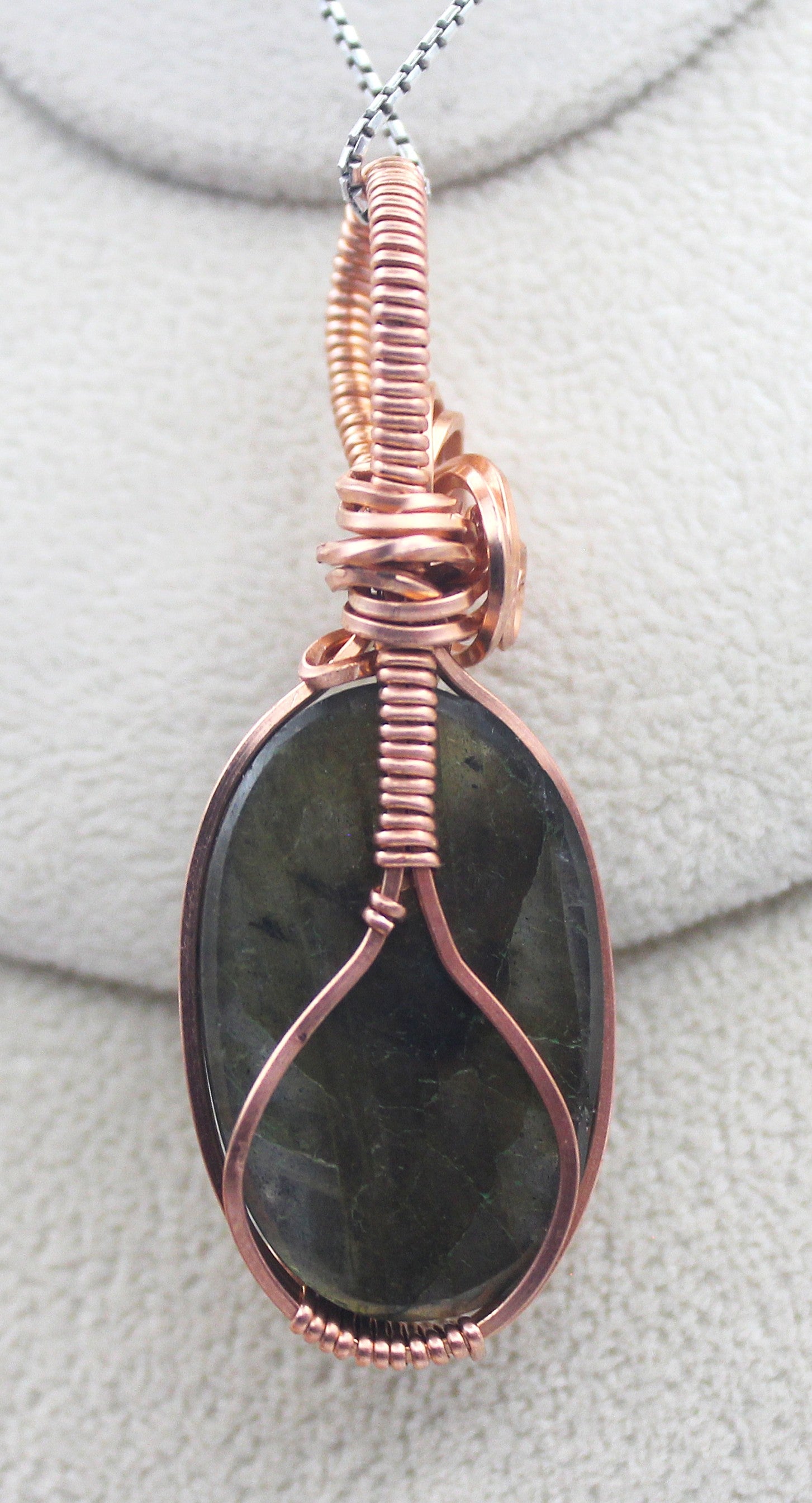 Raw Copper Labradorite Pendant Necklace | | Wiccan Center