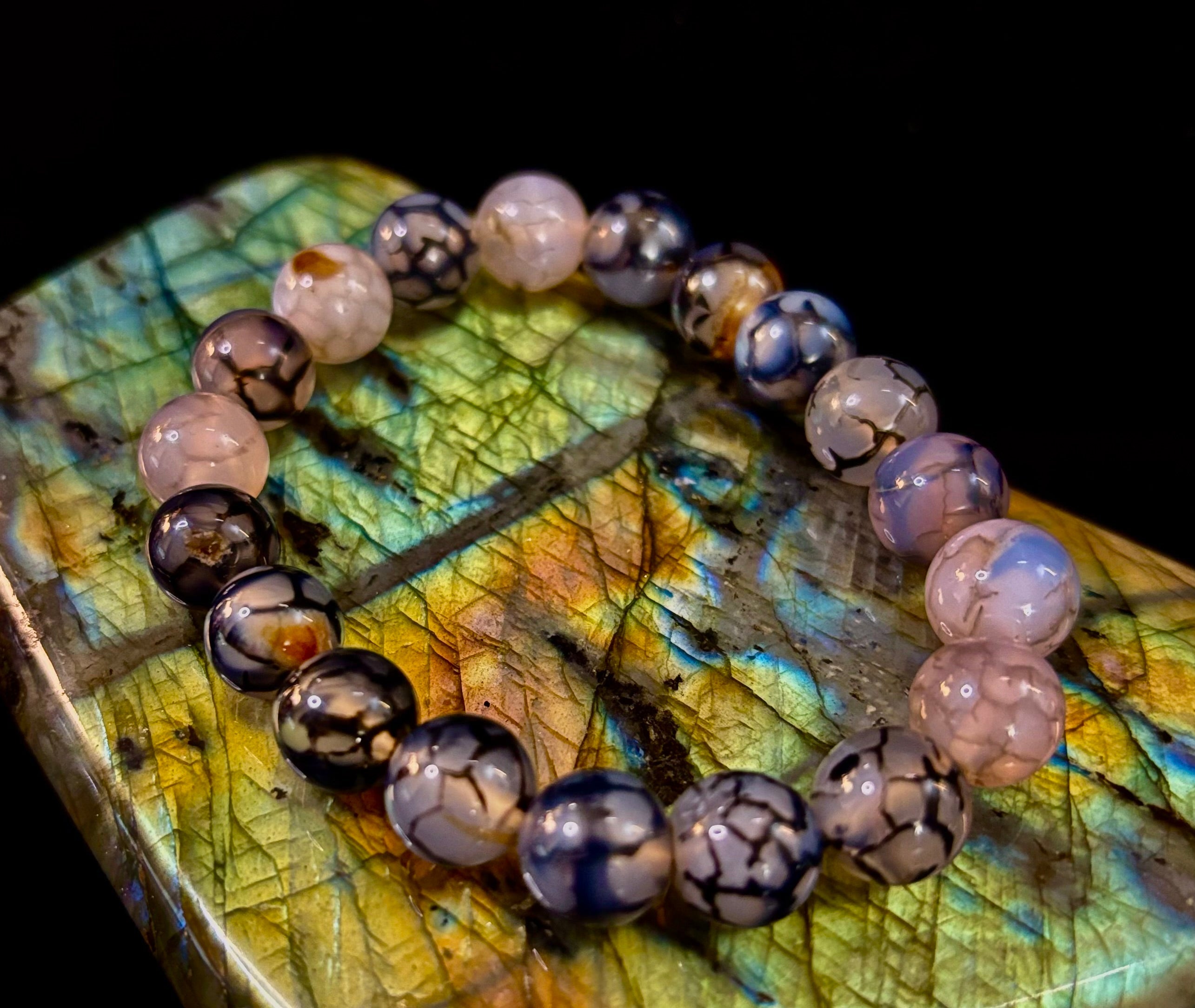 Black & White Dragon Vein Agate Reiki-Infused Protection Bracelet (Medium Wrists) | | Wiccan Center