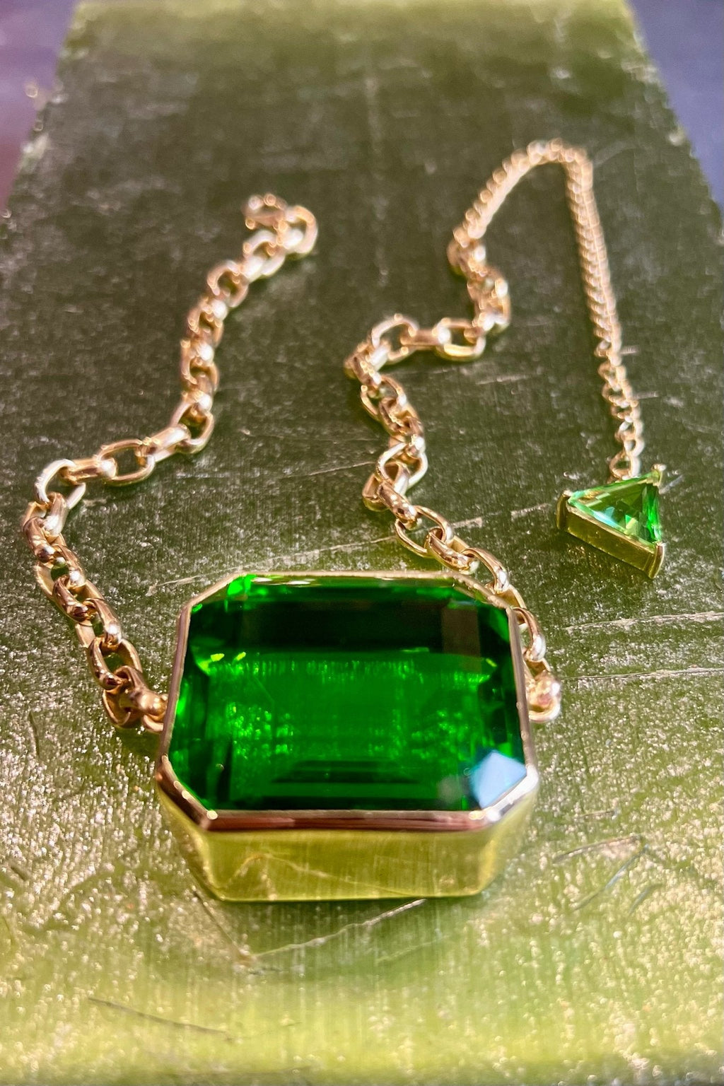 Square Goliath Choker in Green Envy (Gold) | Jewelry | Wiccan Center