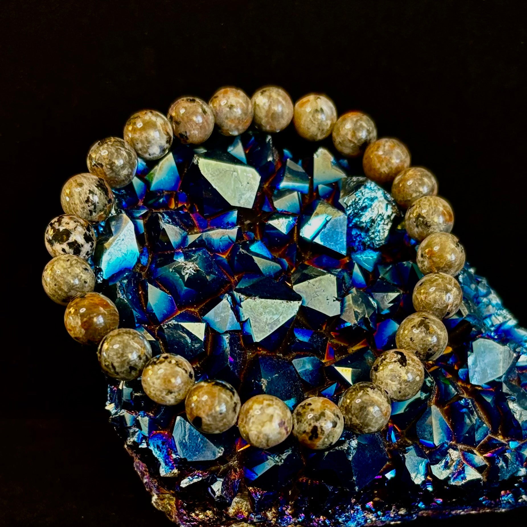 Yooperlite Grounding Bracelet – Natural UV Reactive Stone, 8mm Beads (Large Wrists) | | Wiccan Center