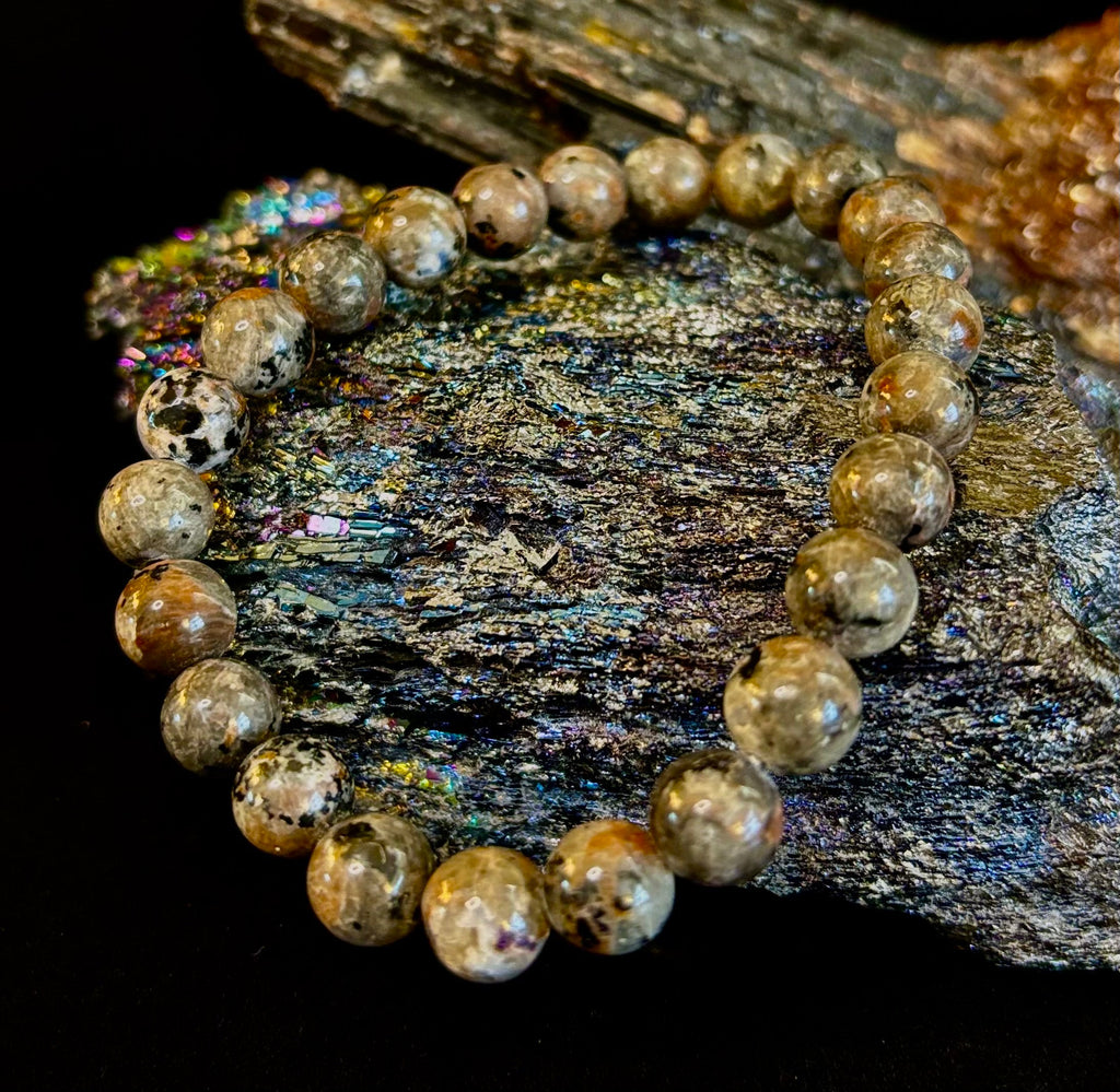 Yooperlite Grounding Bracelet – Natural UV Reactive Stone, 8mm Beads (Large Wrists) | | Wiccan Center