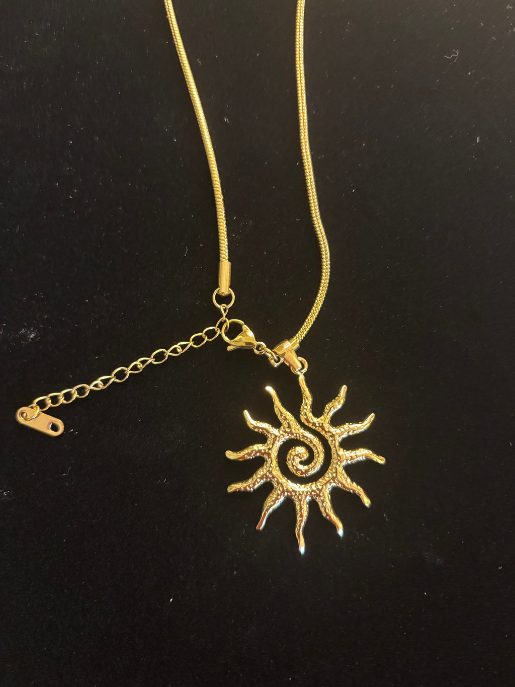 Vintage Sun Totem Pendant Necklace – Golden Radiance for Inner Strength & Style | | Wiccan Center