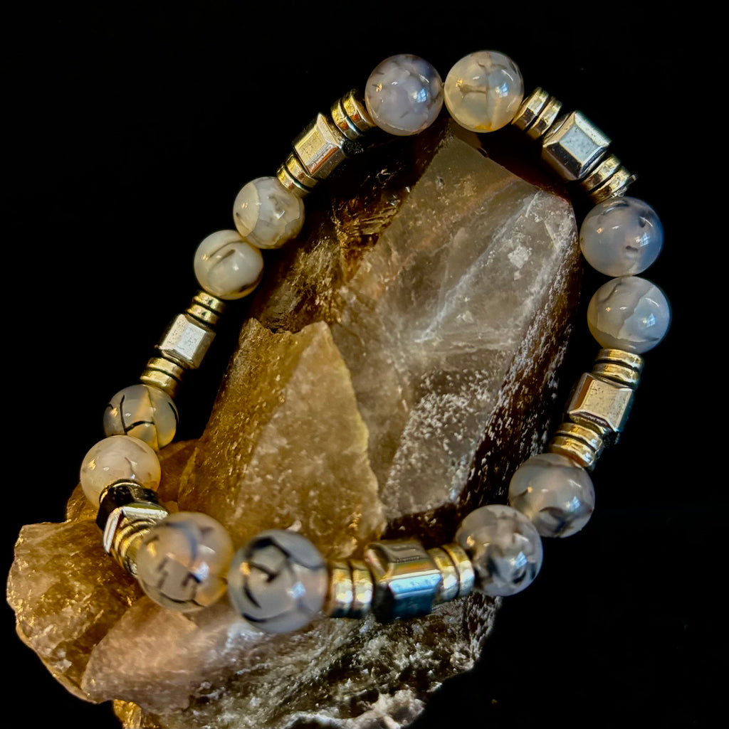 Dragon Vein Agate with Silver Spacers - 8"-8.5" - Large and XL Wrists | | Wiccan Center