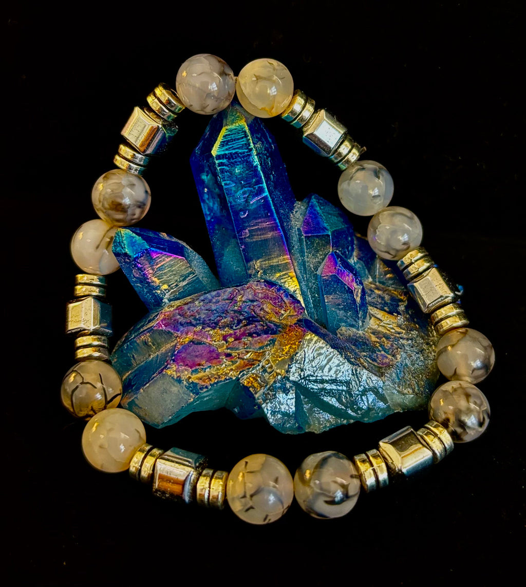 Dragon Vein Agate with Silver Spacers - 8"-8.5" - Large and XL Wrists | | Wiccan Center