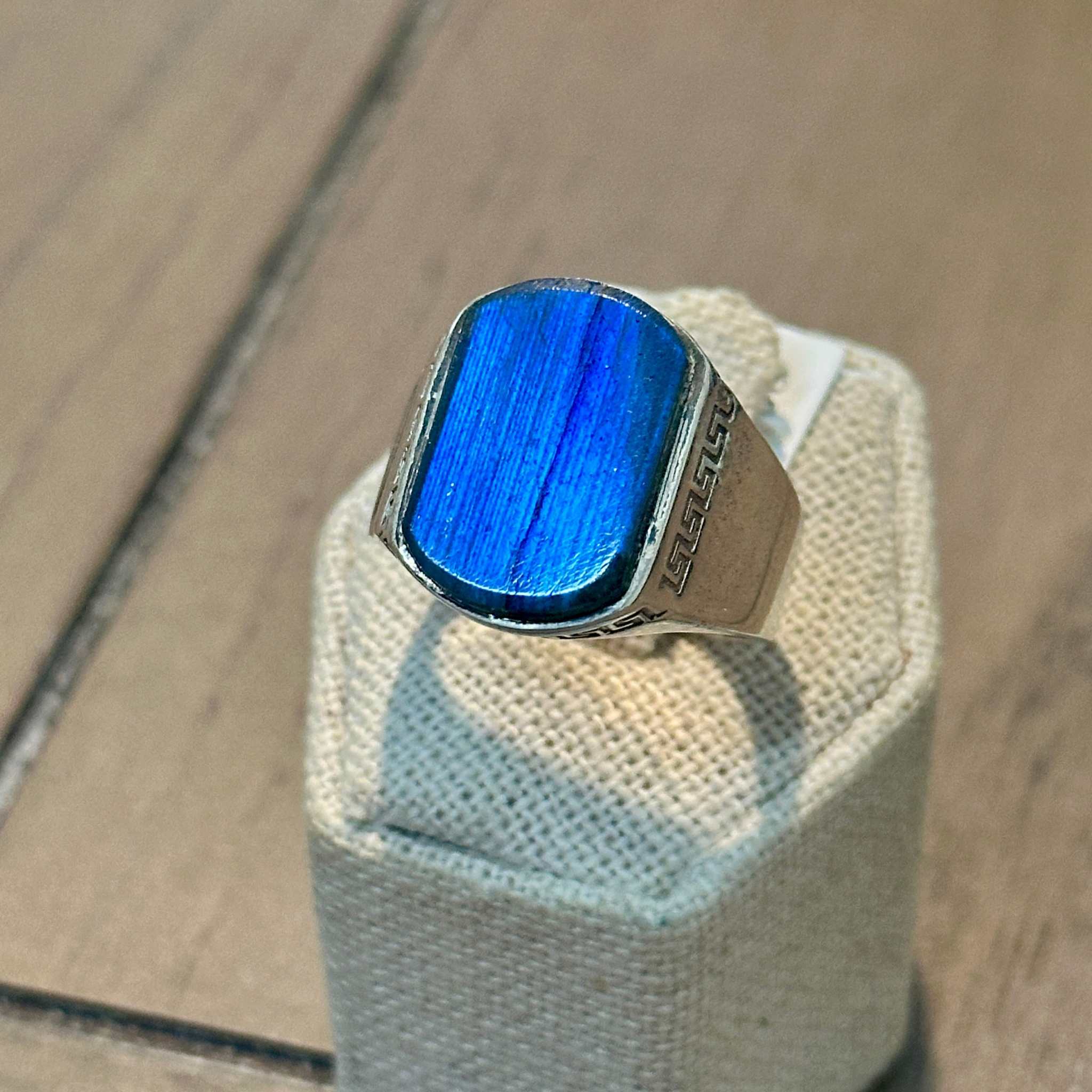 Labradorite Blue-Flare Signet Ring – Sterling Silver – Size 13 | Rings | Wiccan Center