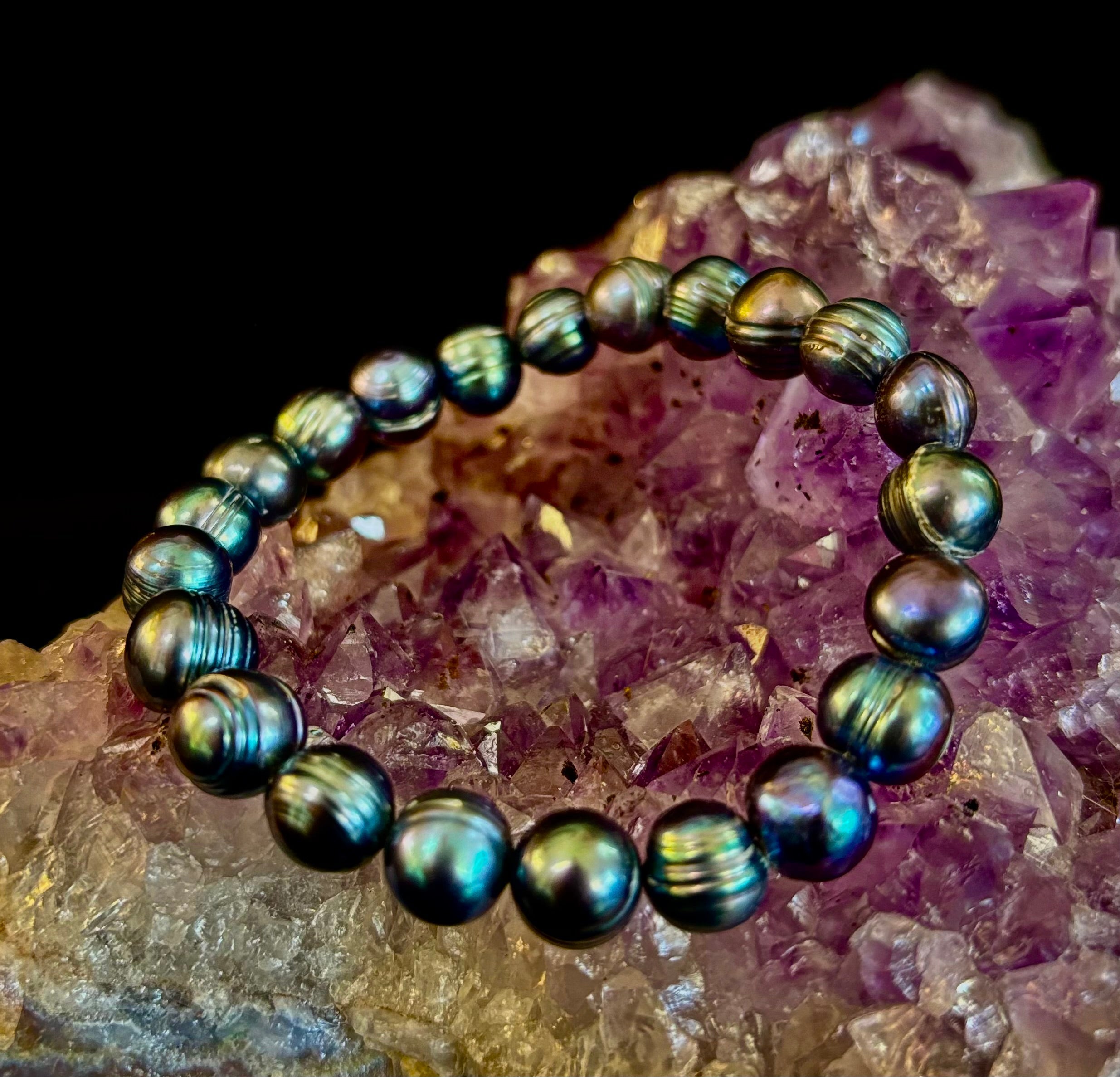 Iridescent Peacock Freshwater Pearl Bracelet – Natural Pearl Bracelet for Medium Wrists | | Wiccan Center