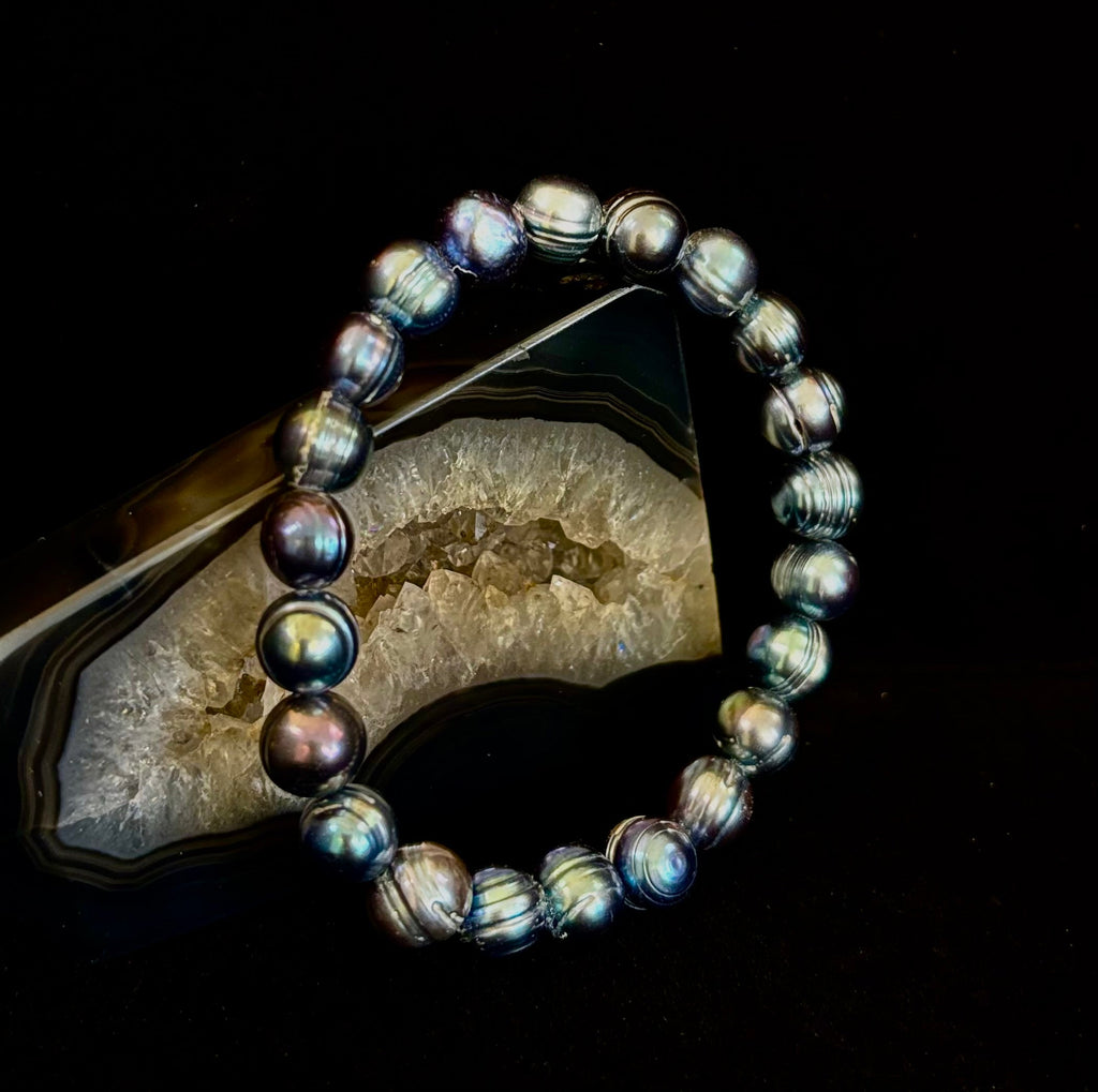 Iridescent Peacock Freshwater Pearl Bracelet – Natural Pearl Bracelet for Medium Wrists | | Wiccan Center