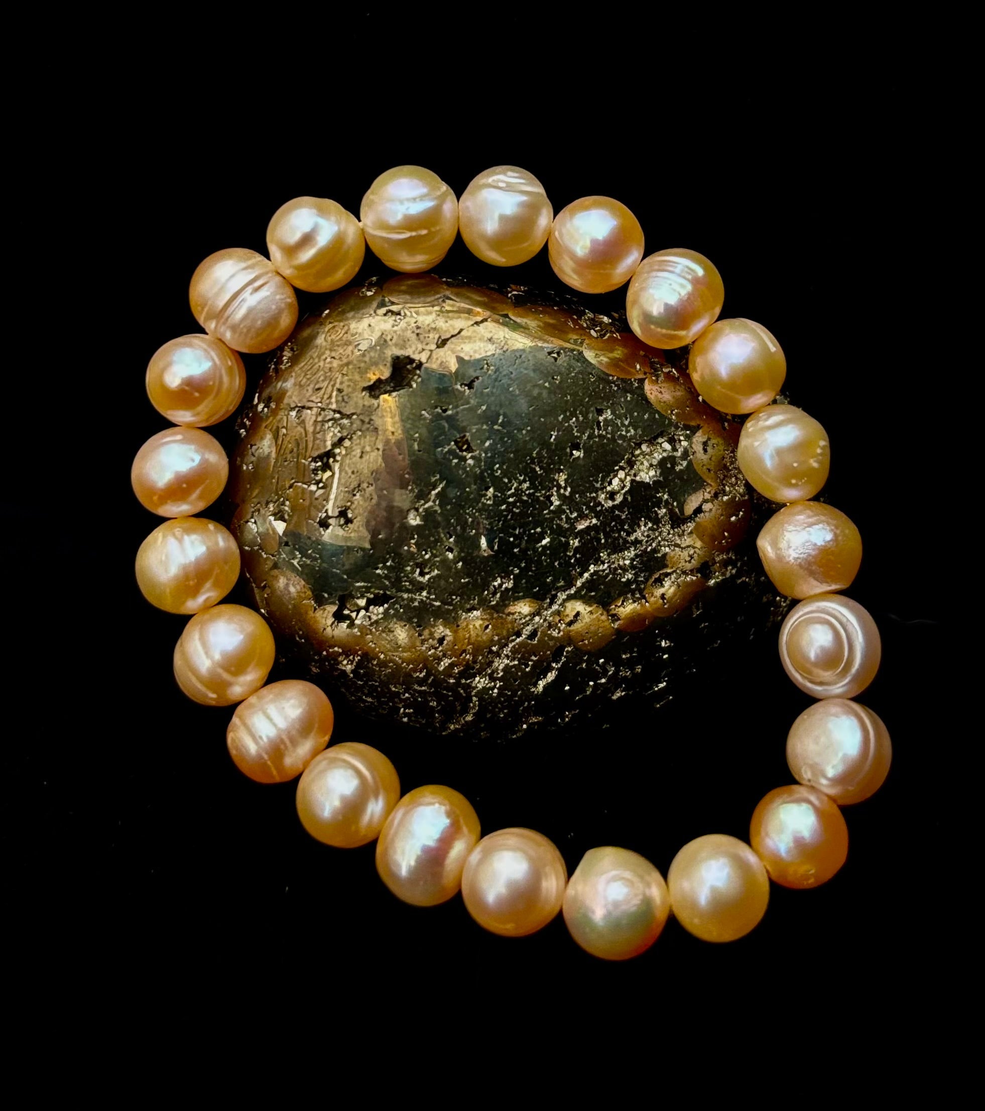 Champagne Freshwater Pearl Bracelet – 9mm Pearl Stretch Bracelet | | Wiccan Center