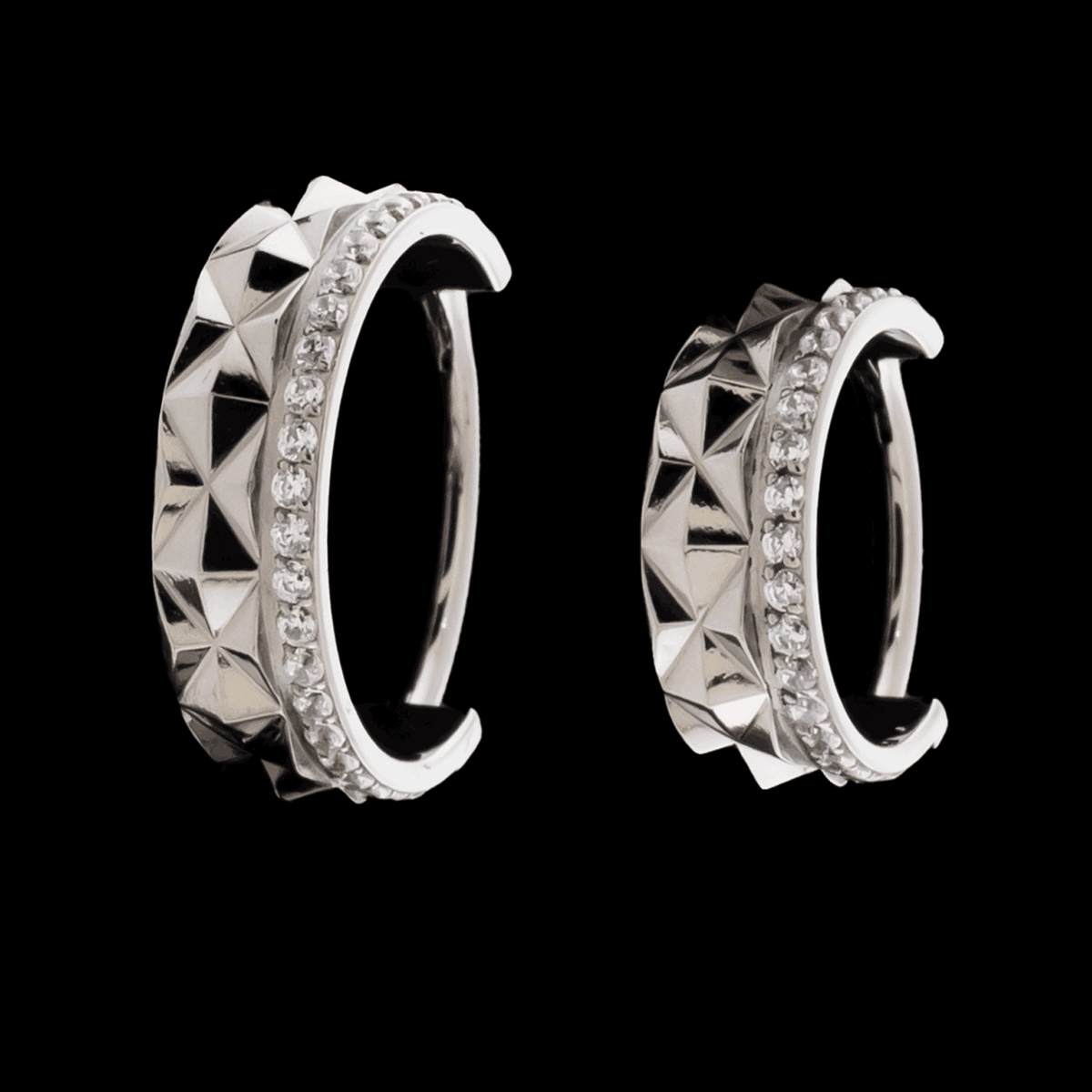 Idol- Titanium Hinged Ring | Hinged Segment Ring | Wiccan Center