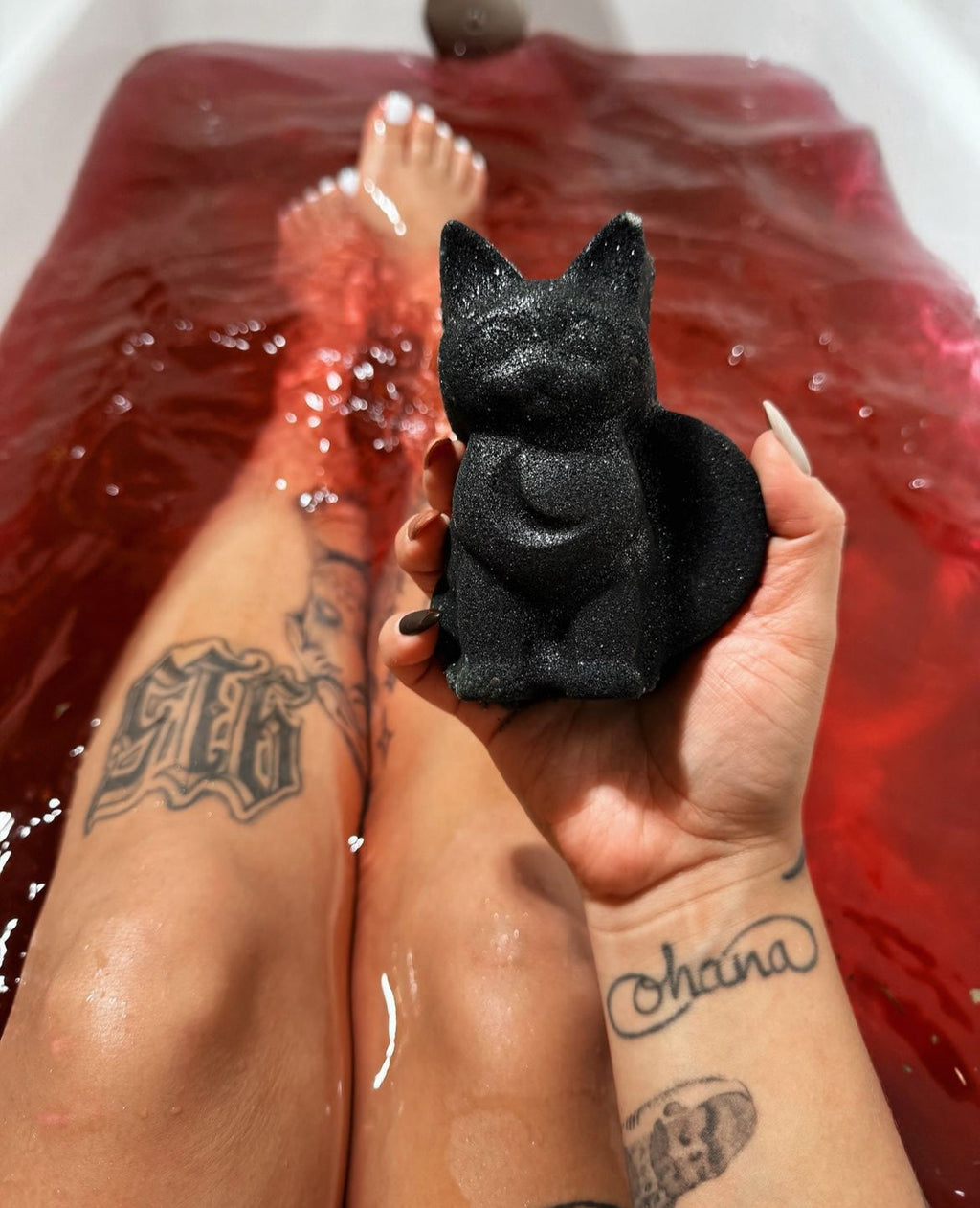 LUNAR KITTY | BATH BOMB | Wiccan Center
