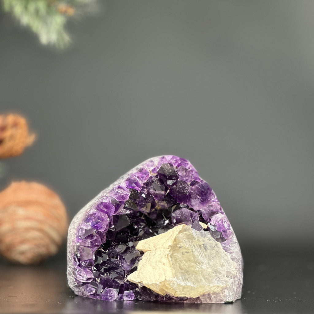 Large amethyst crystal geode for SALE | Amethyst Geodes | Wiccan Center
