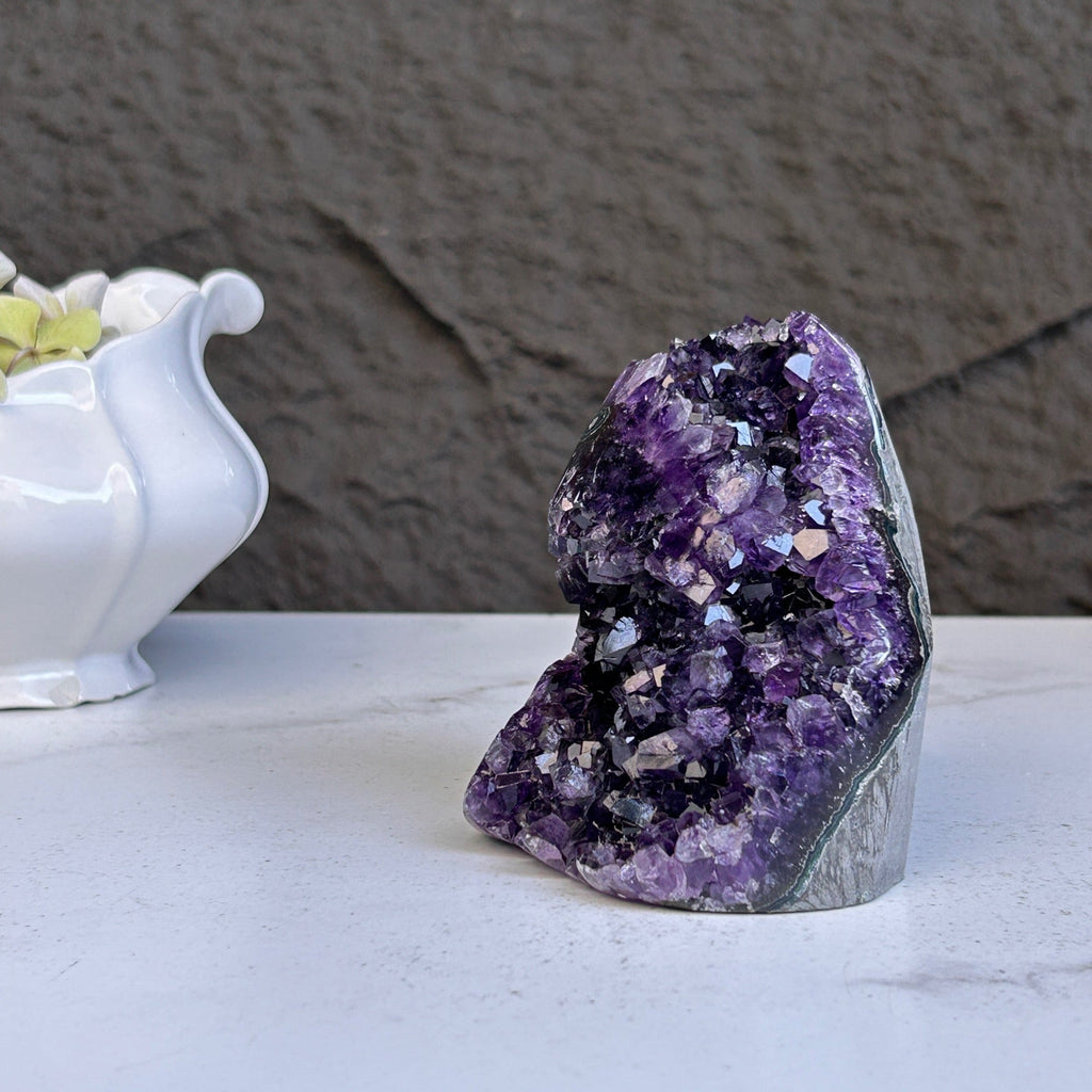 Large amethyst geode with FREE GIFT BOX, Mindfulness gift | Rocks & Geodes | Wiccan Center