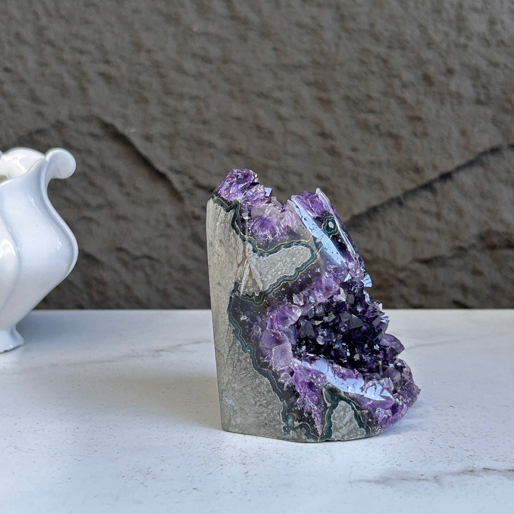 Large amethyst geode with FREE GIFT BOX, Mindfulness gift | Rocks & Geodes | Wiccan Center