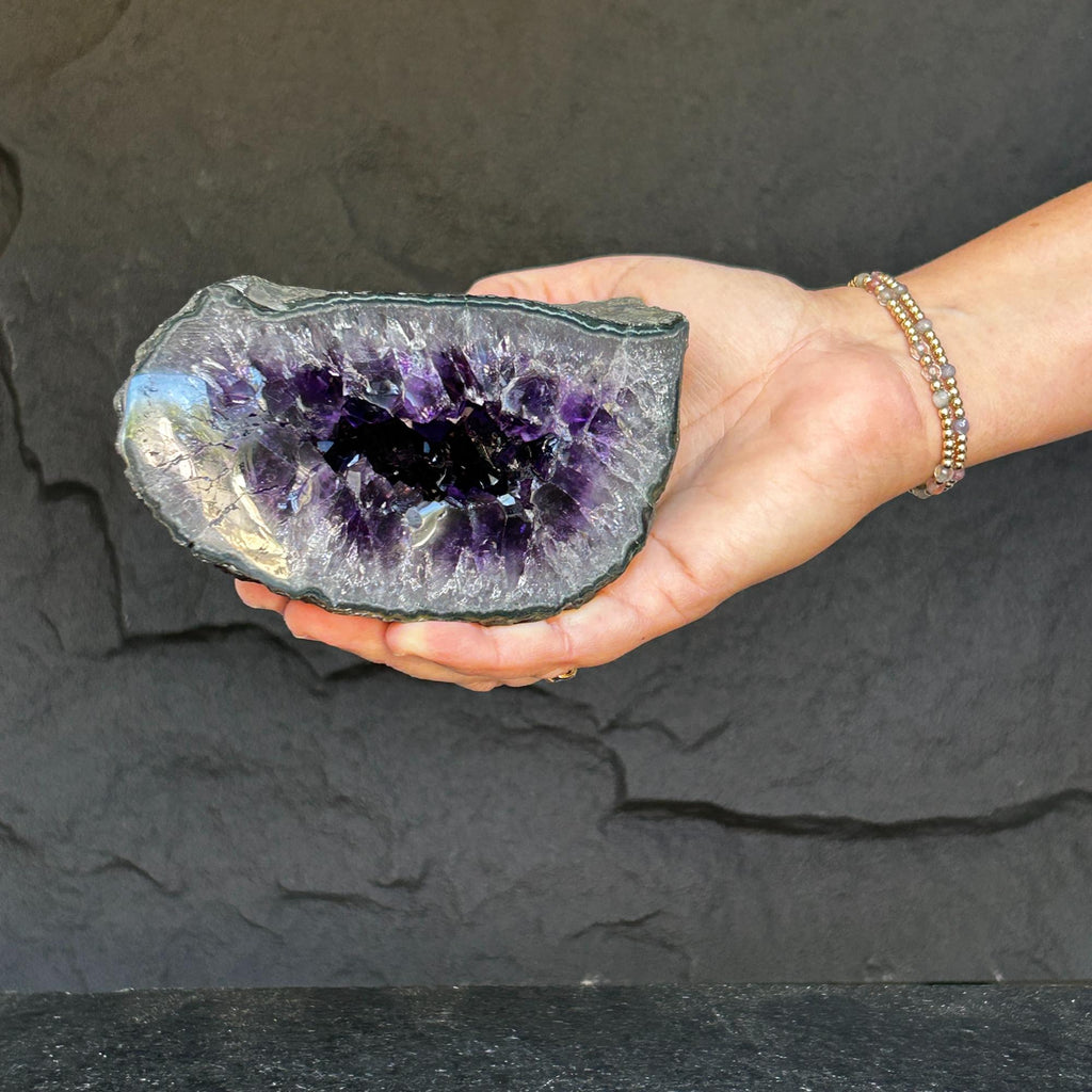 Large crystal amethyst | Amethyst Geodes | Wiccan Center
