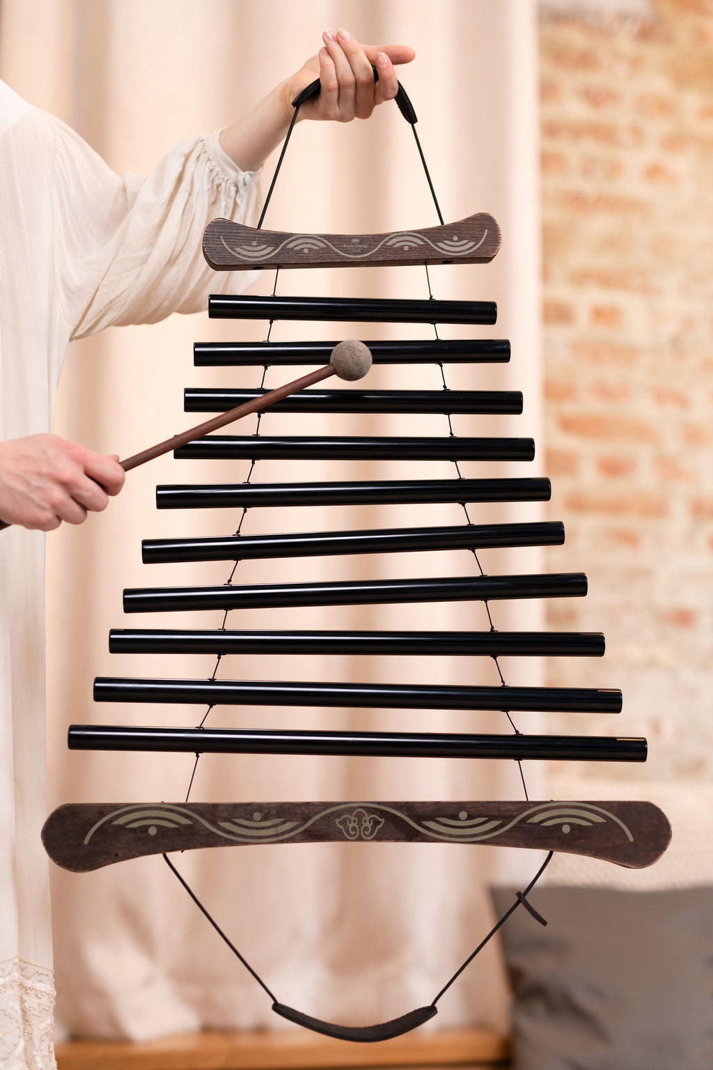 38" Meditation Flow Chime, 432 Hz, 10 Notes, C Minor, Black | | Wiccan Center