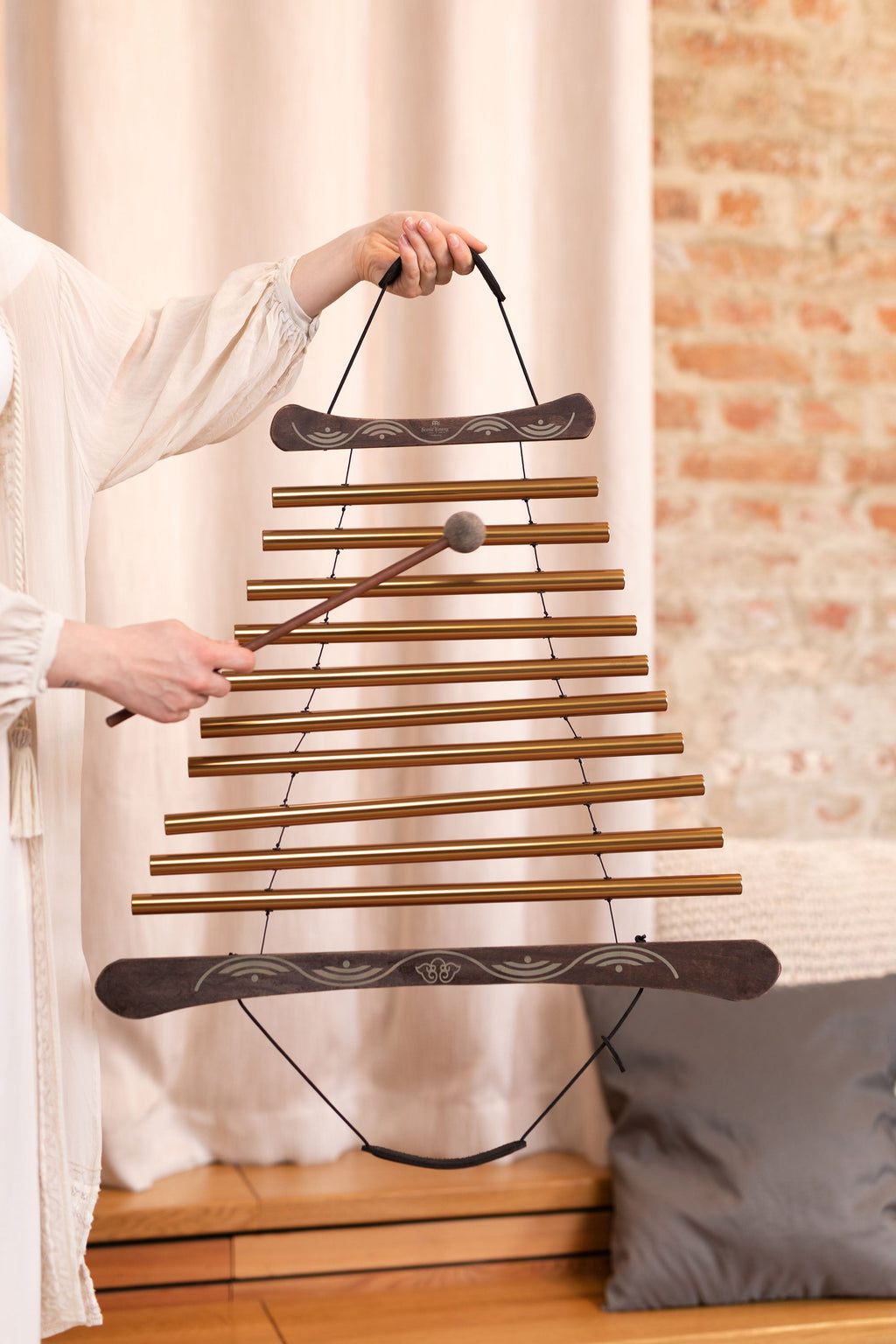 35" Meditation Flow Chime, 440 Hz, 10 Notes, G Major, Bronze | | Wiccan Center