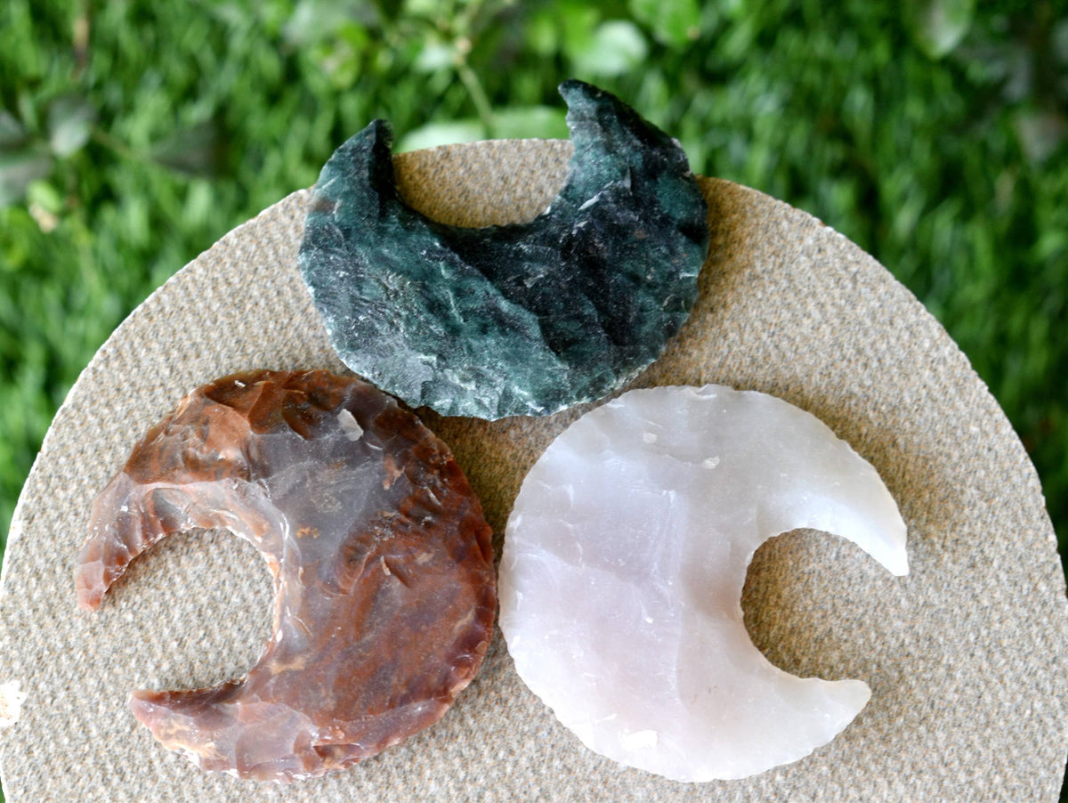 1" Fancy Jasper Moon Arrowhead Point, Indian Agate Spearhead Points