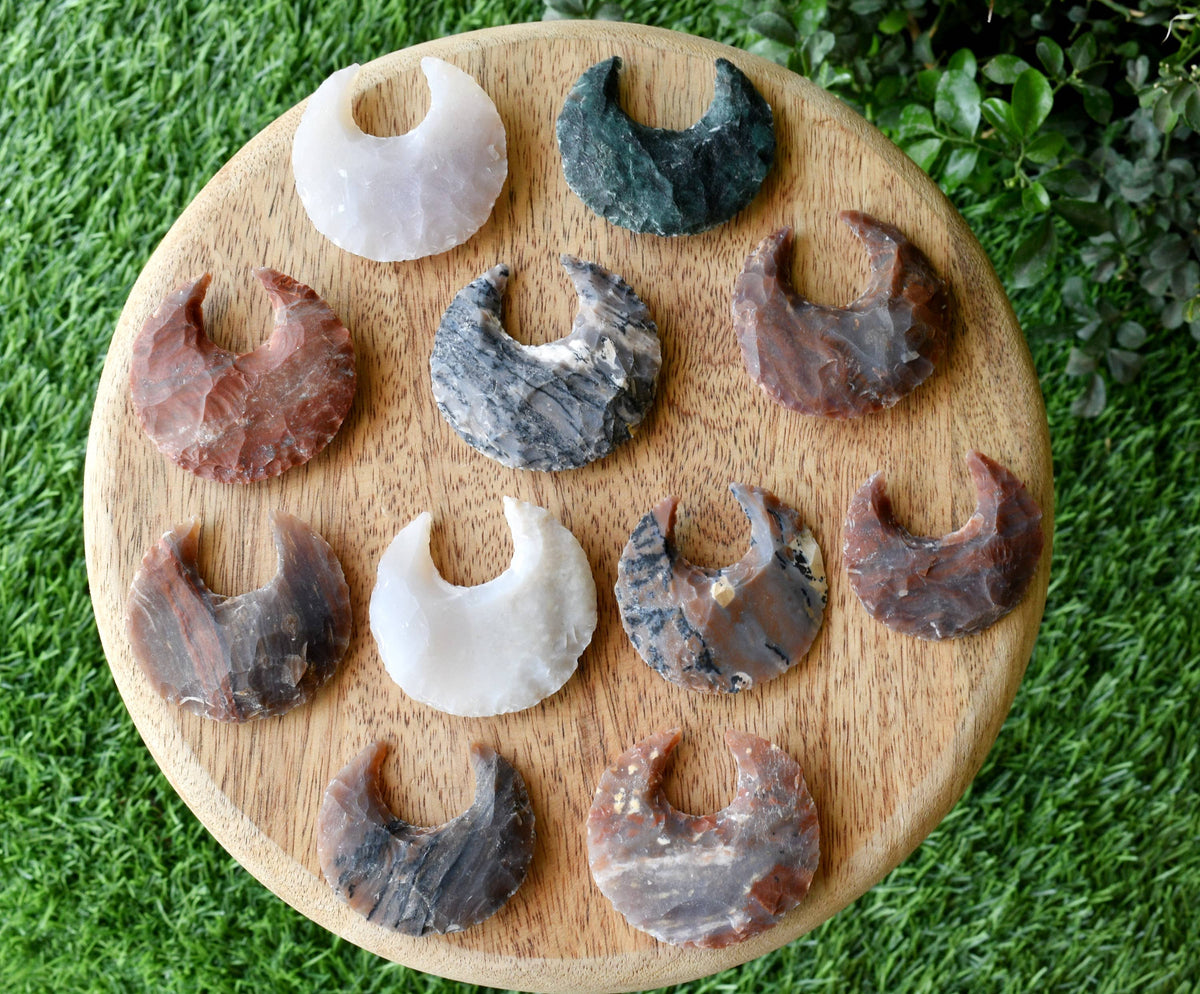 1" Fancy Jasper Moon Arrowhead Point, Indian Agate Spearhead Points