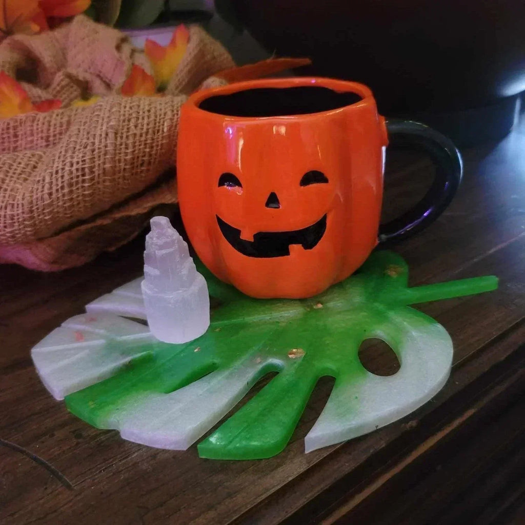 Resin Monstera Leaf Jewelry Tray