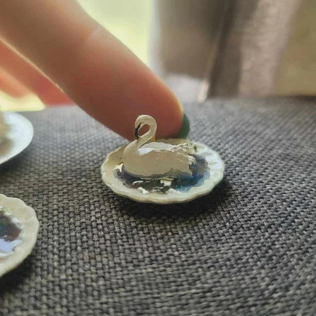 Resin Swan Miniatures