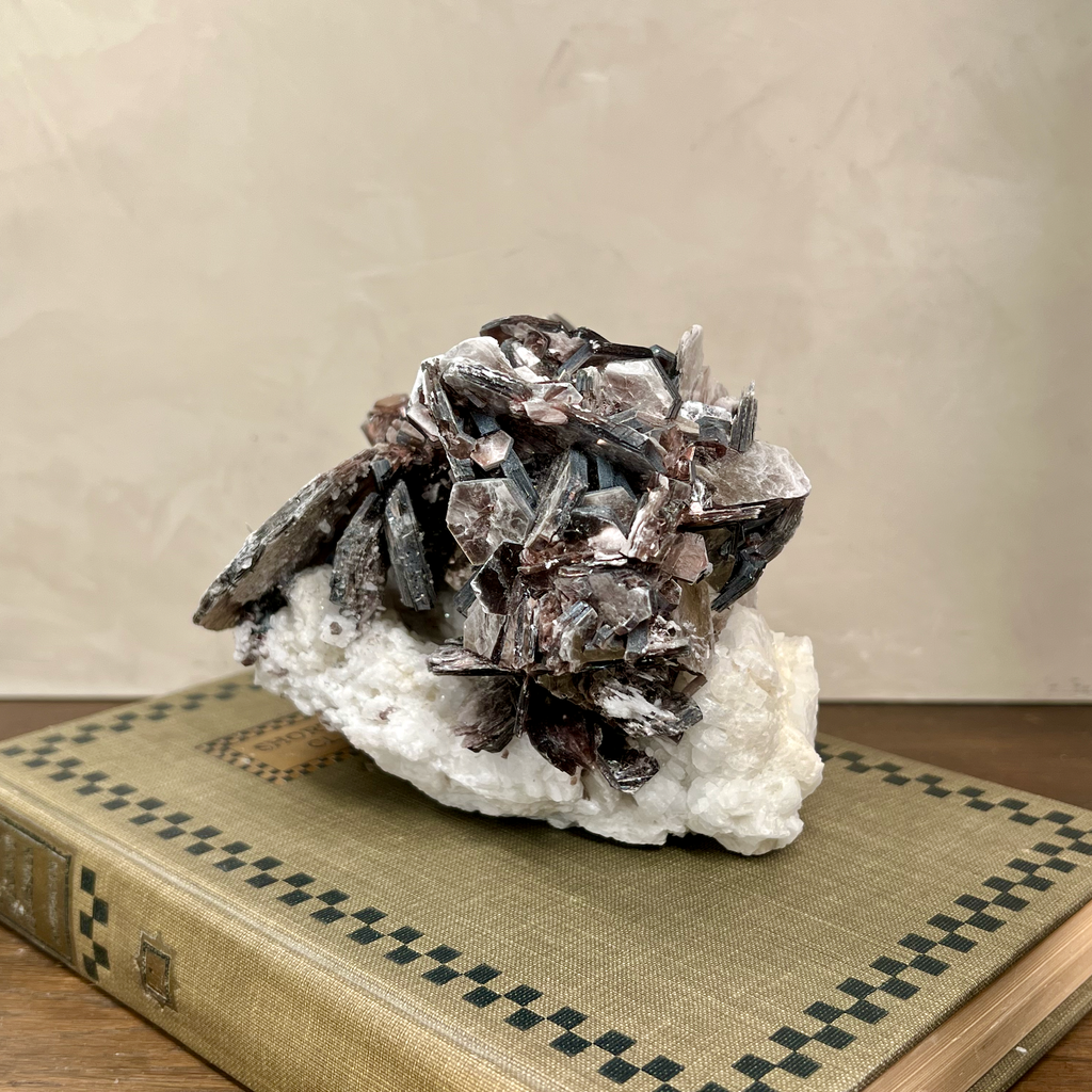 Mica & Clevelandite Cluster