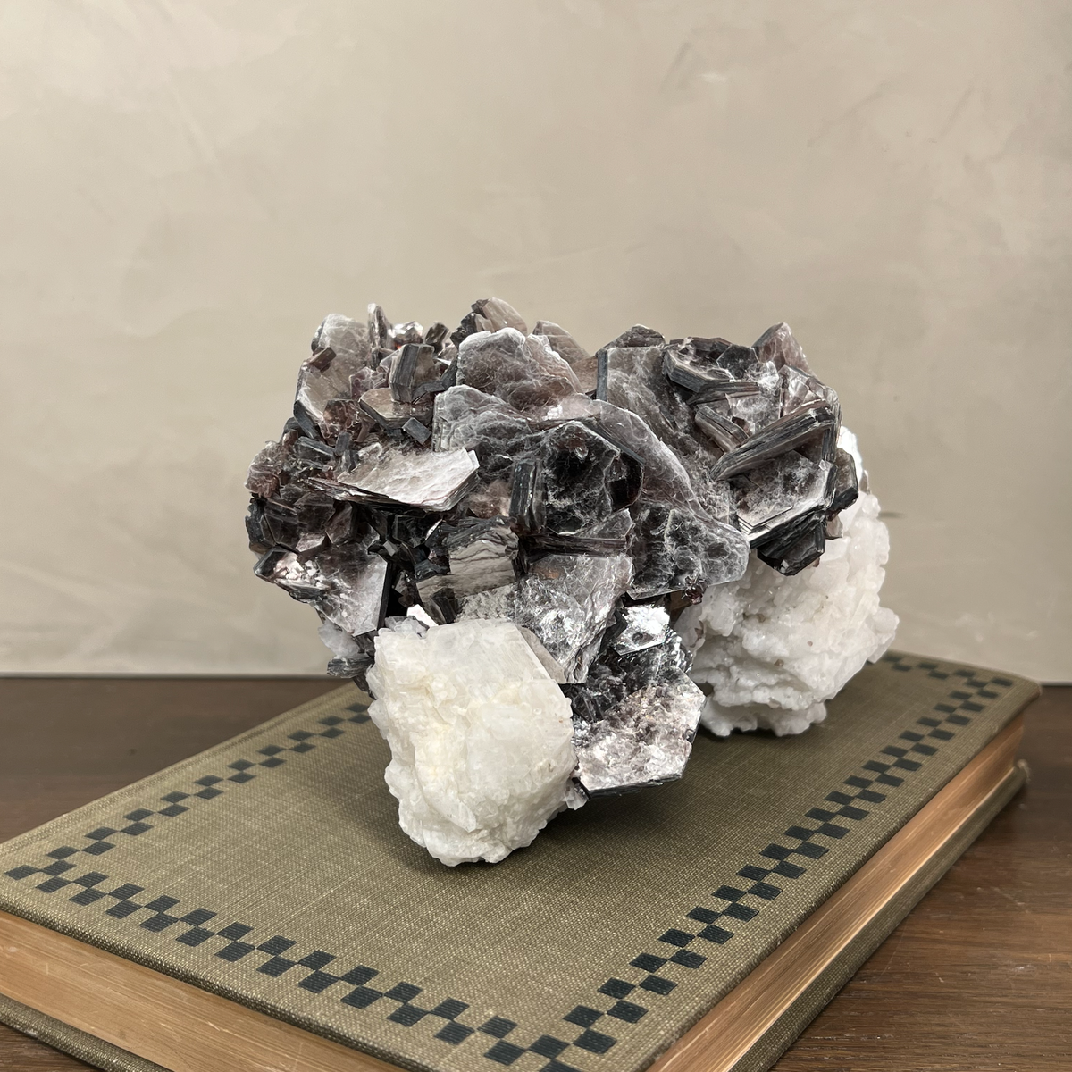 Mica & Clevelandite Cluster