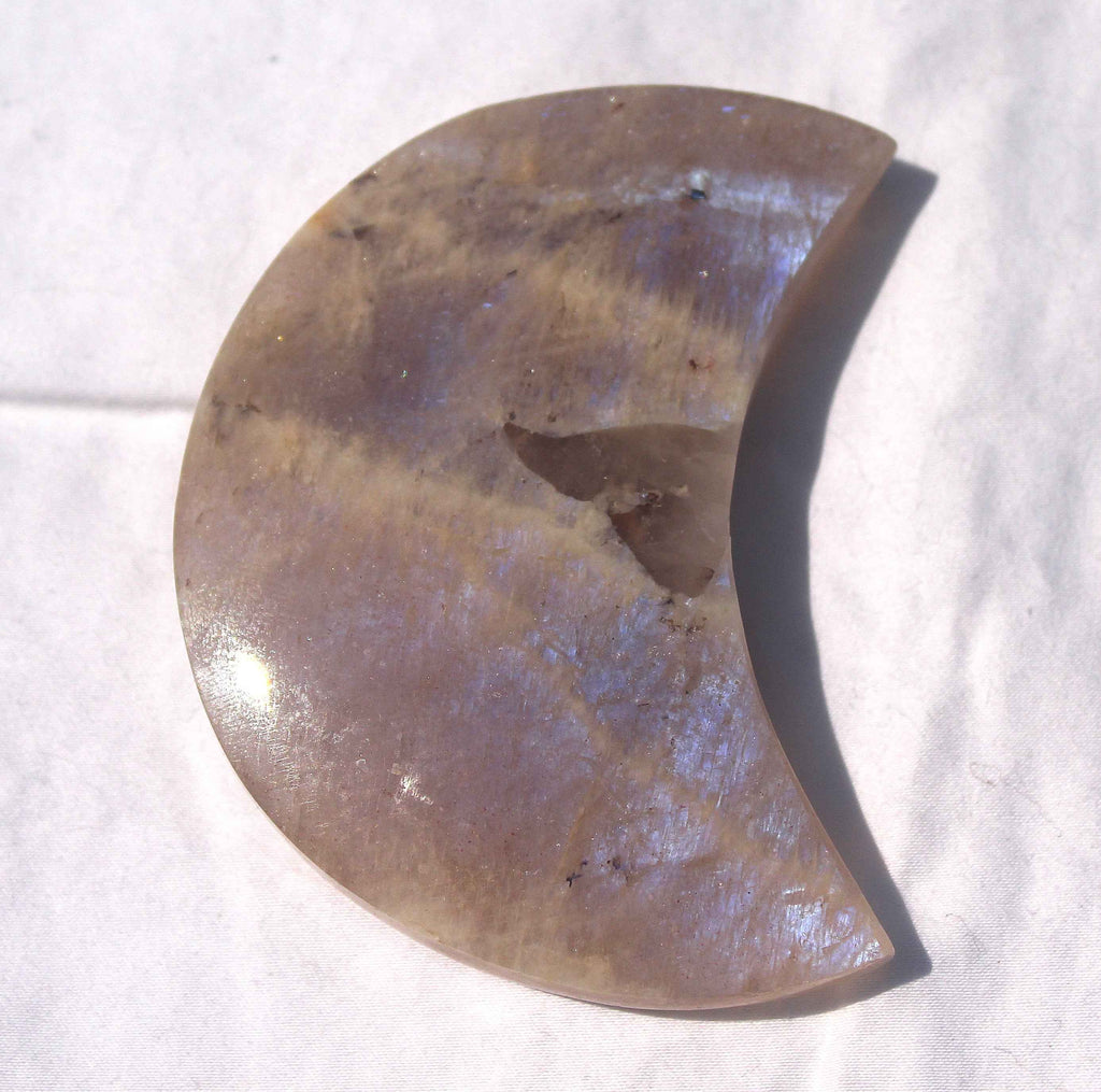 Moonstone Crescent Moon Carving – Intuition, New Beginnings & Emotional Balance | | Wiccan Center