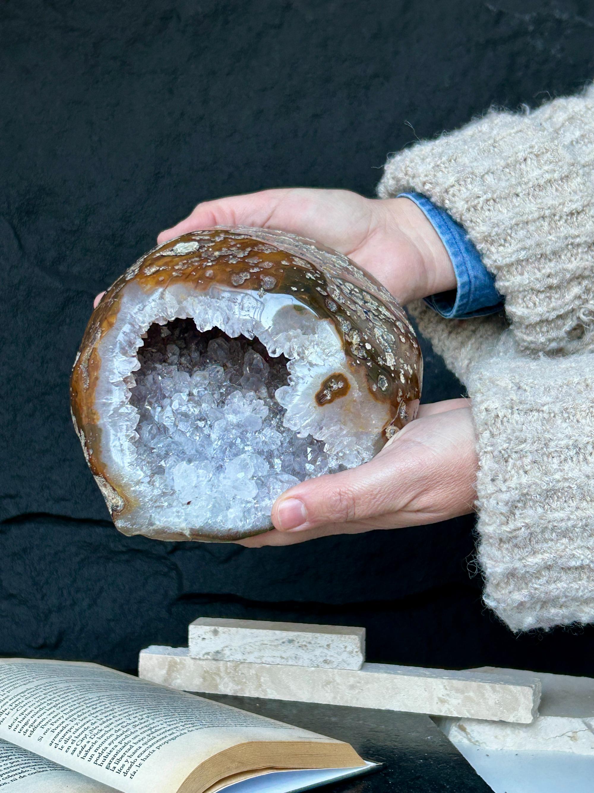 Natural Quartz Stone Geode, Flat Geode with Agate formations, Uruguayan Cave | Amethyst Geodes | Wiccan Center