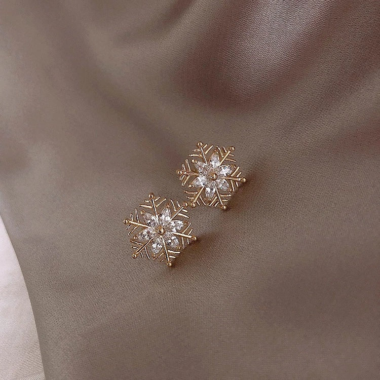 Snowflake Rhinestone Stud Earring | Earring | Wiccan Center