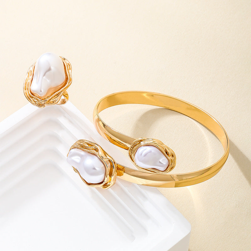 Women's Imitation Pearl Light Luxury Open-ended Niche Bracelet